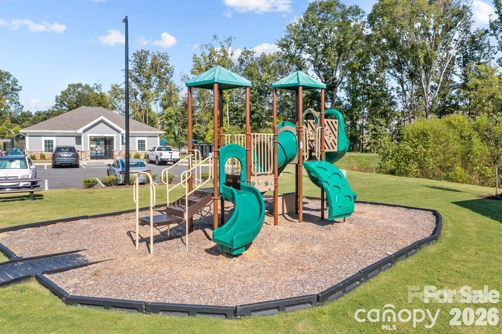 3954 Rothwood Lane Property Photo 25