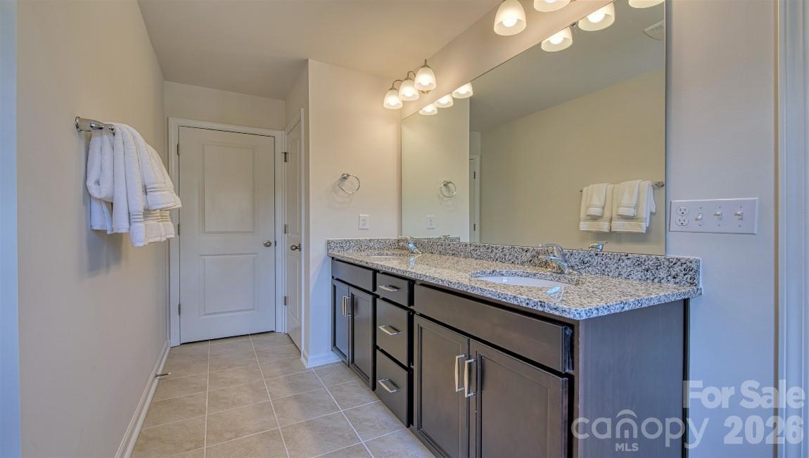 54 Creekview Road Property Photo 17