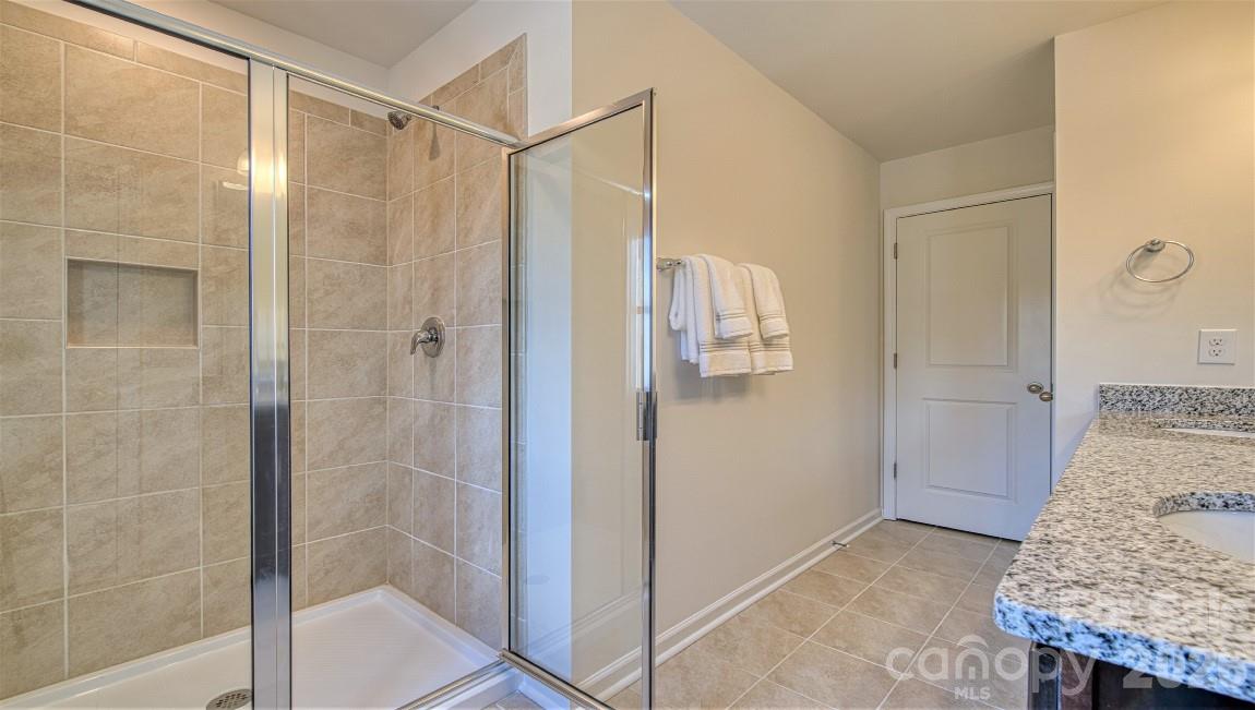 54 Creekview Road Property Photo 18