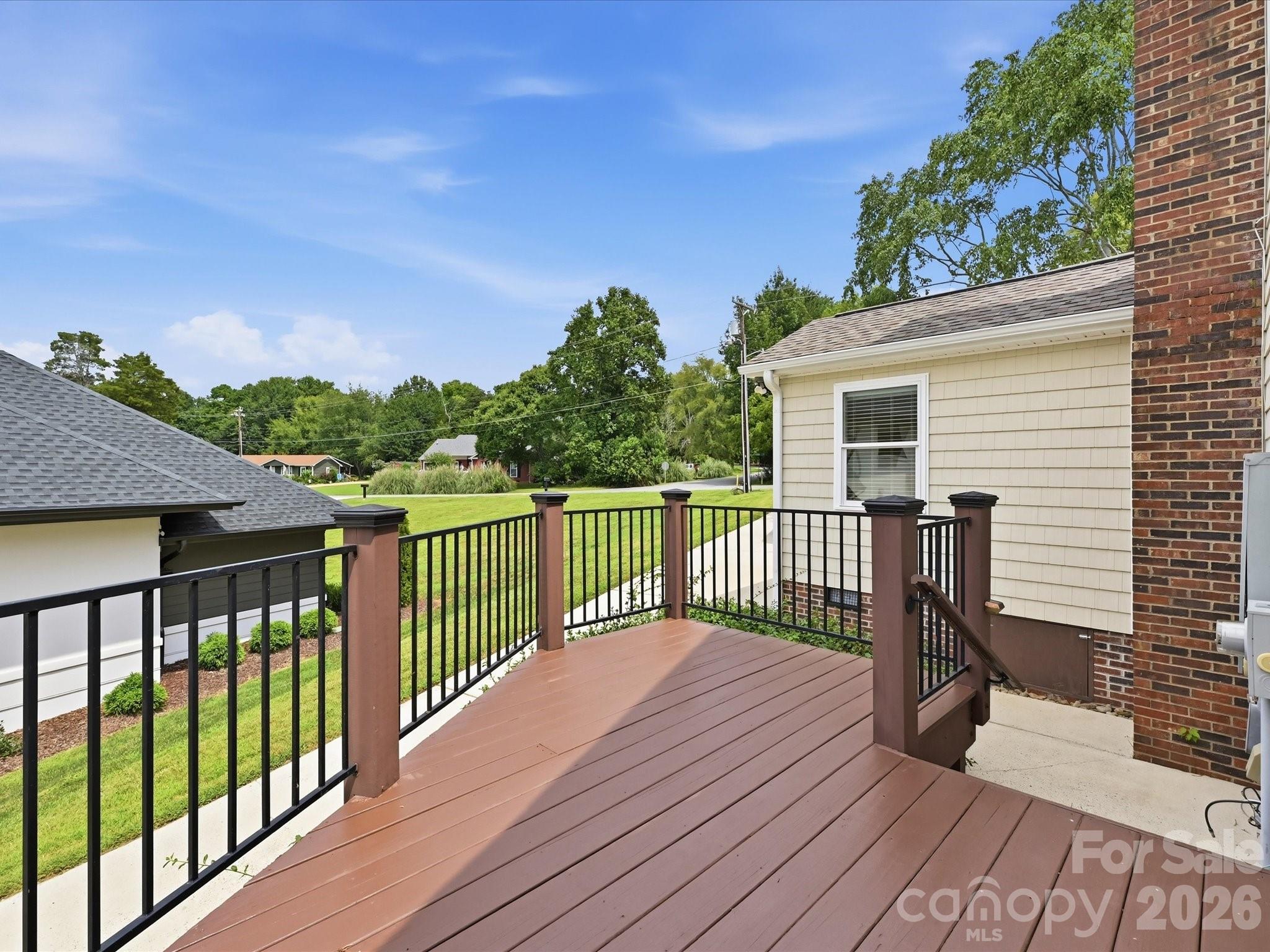 20845 Lagoona Drive Property Photo 37
