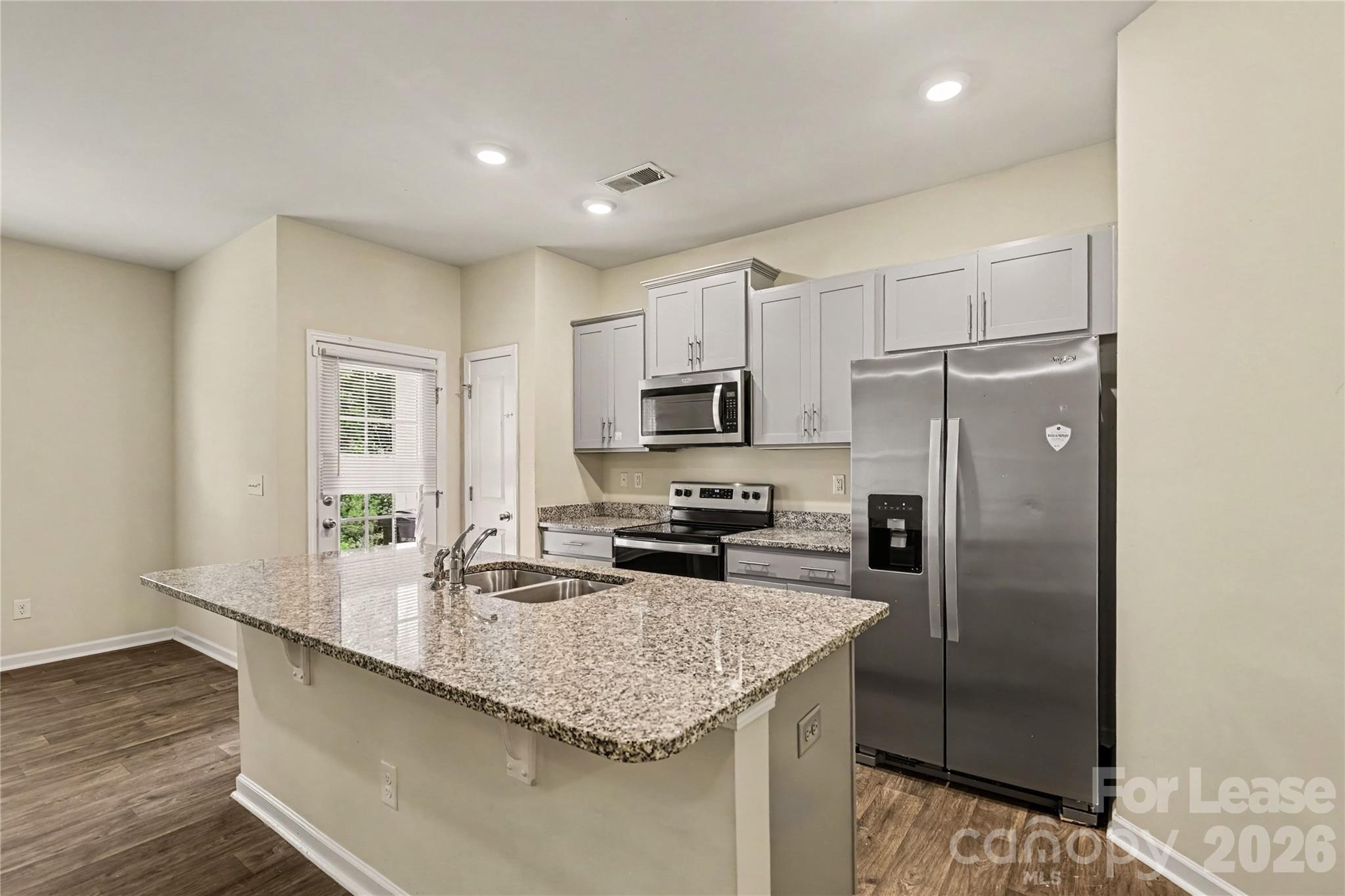 4417087 Property Photo 18