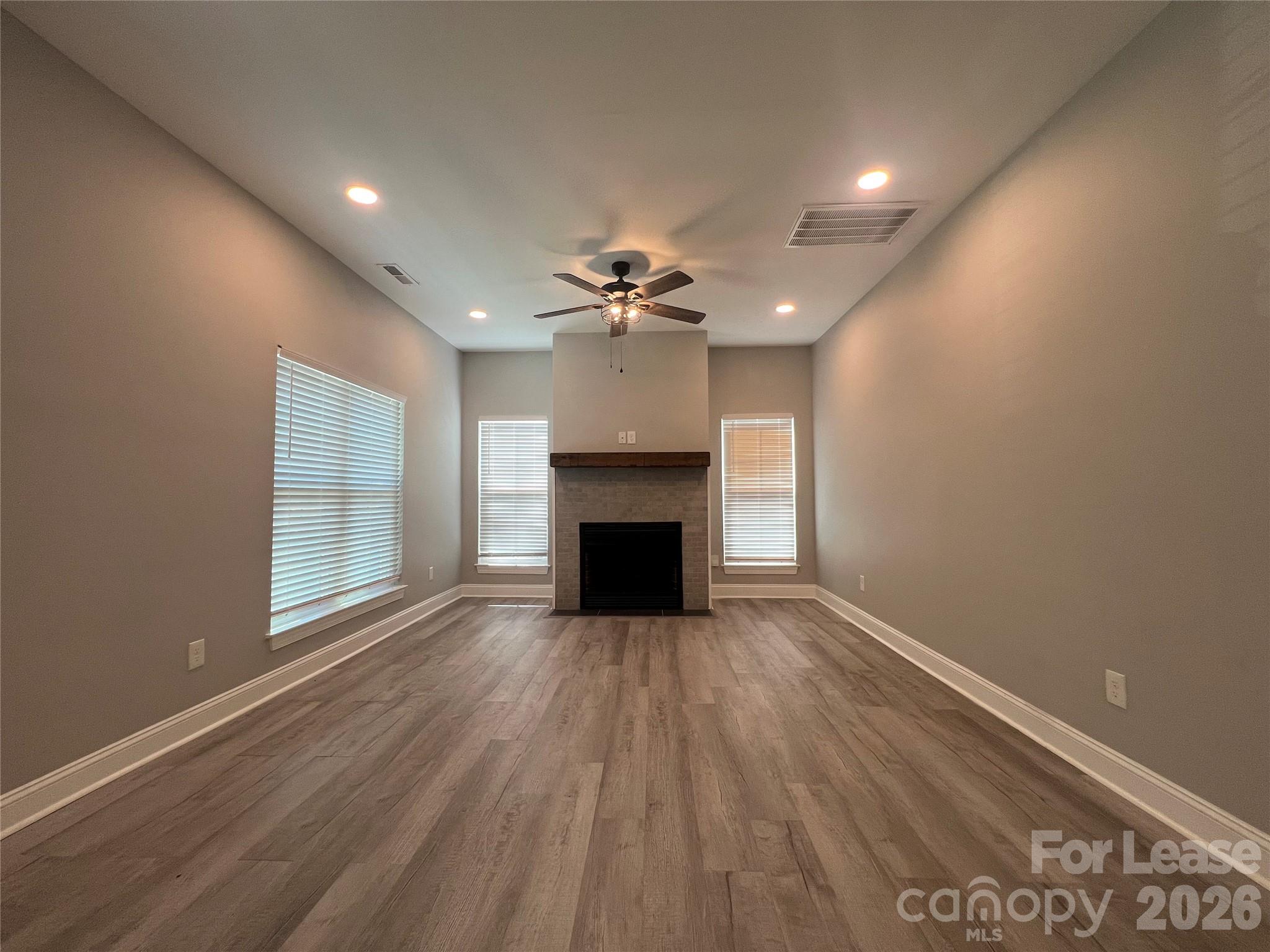 2425 Milton Avenue Property Photo 2