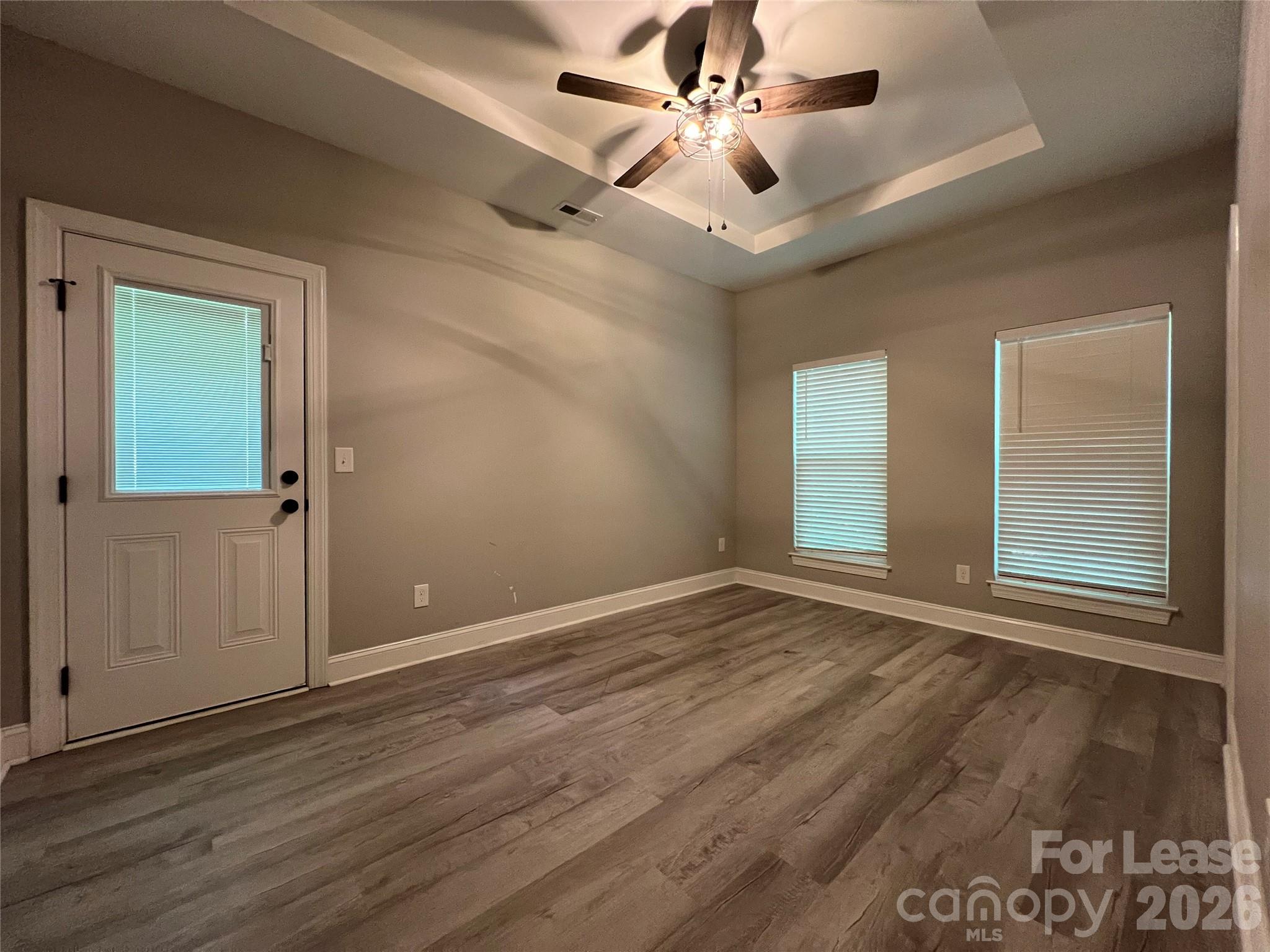 2425 Milton Avenue Property Photo 7