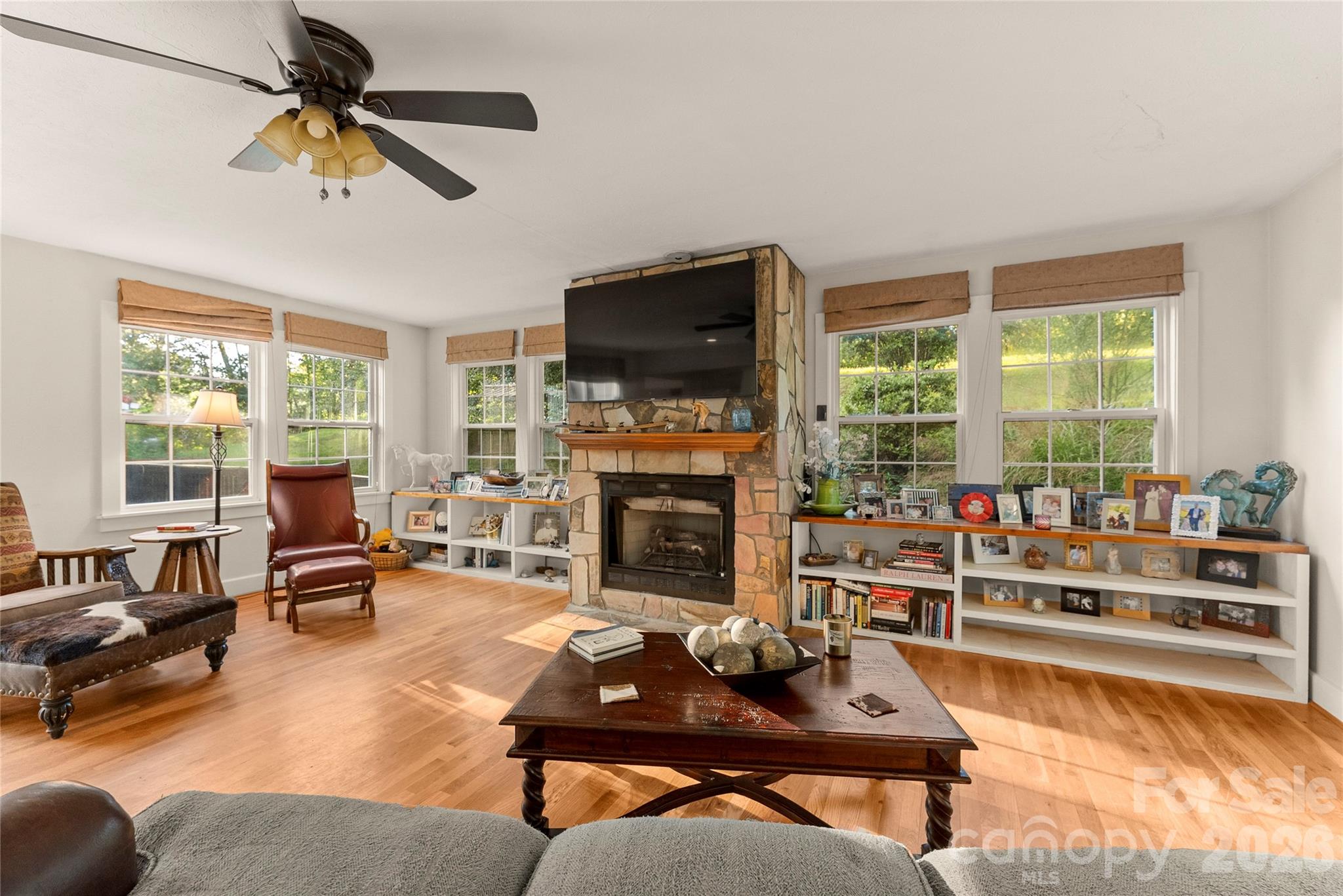 48 Silent Forest Drive Property Photo 9