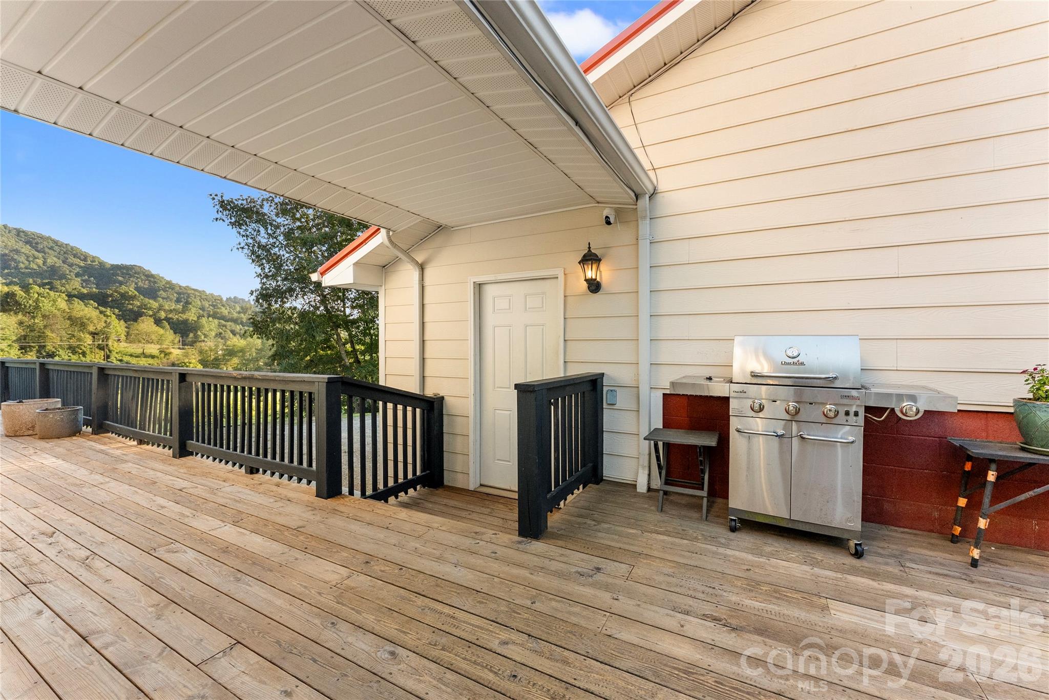 48 Silent Forest Drive Property Photo 29