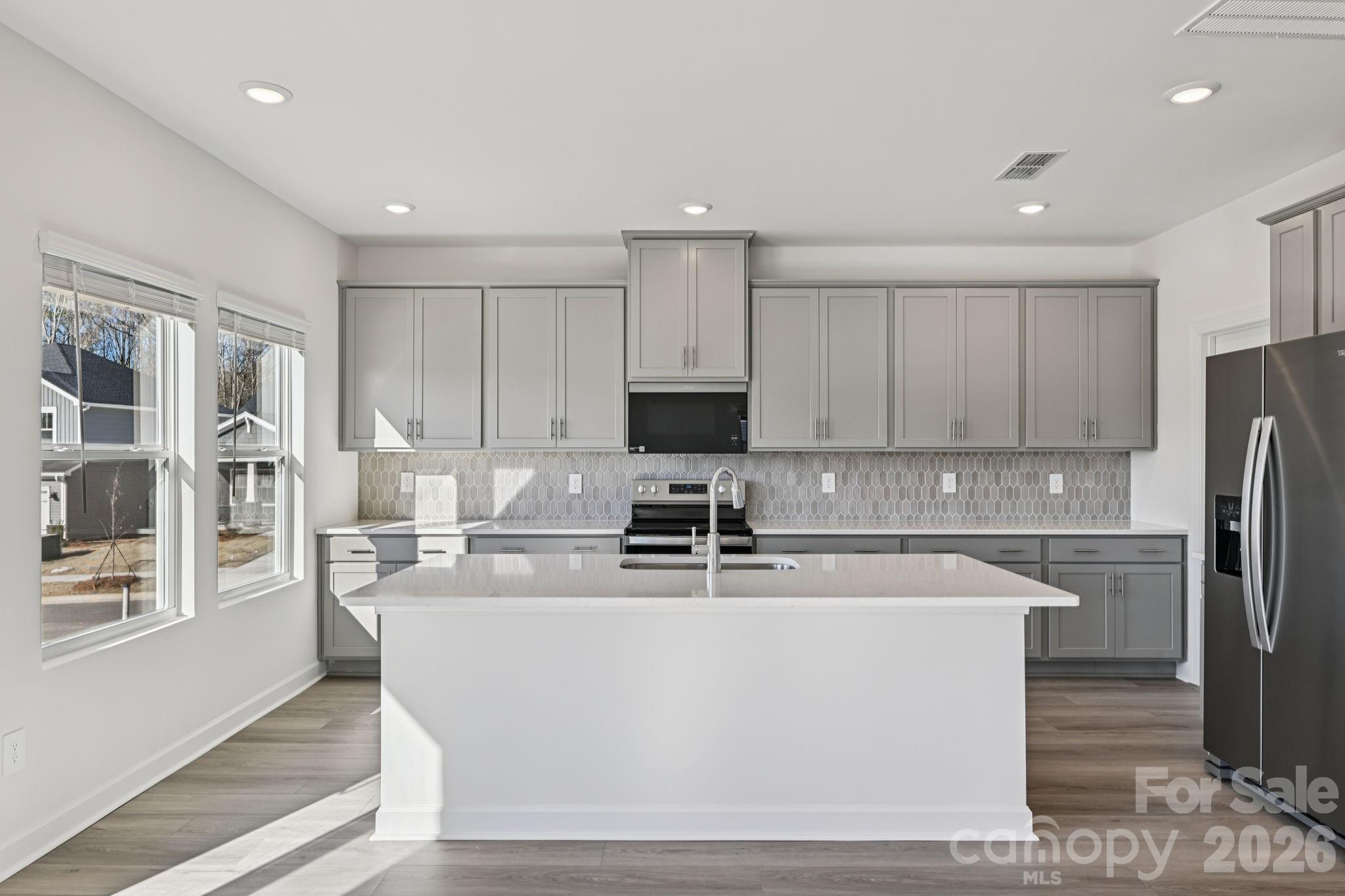 315 Pantego Place Property Photo 8