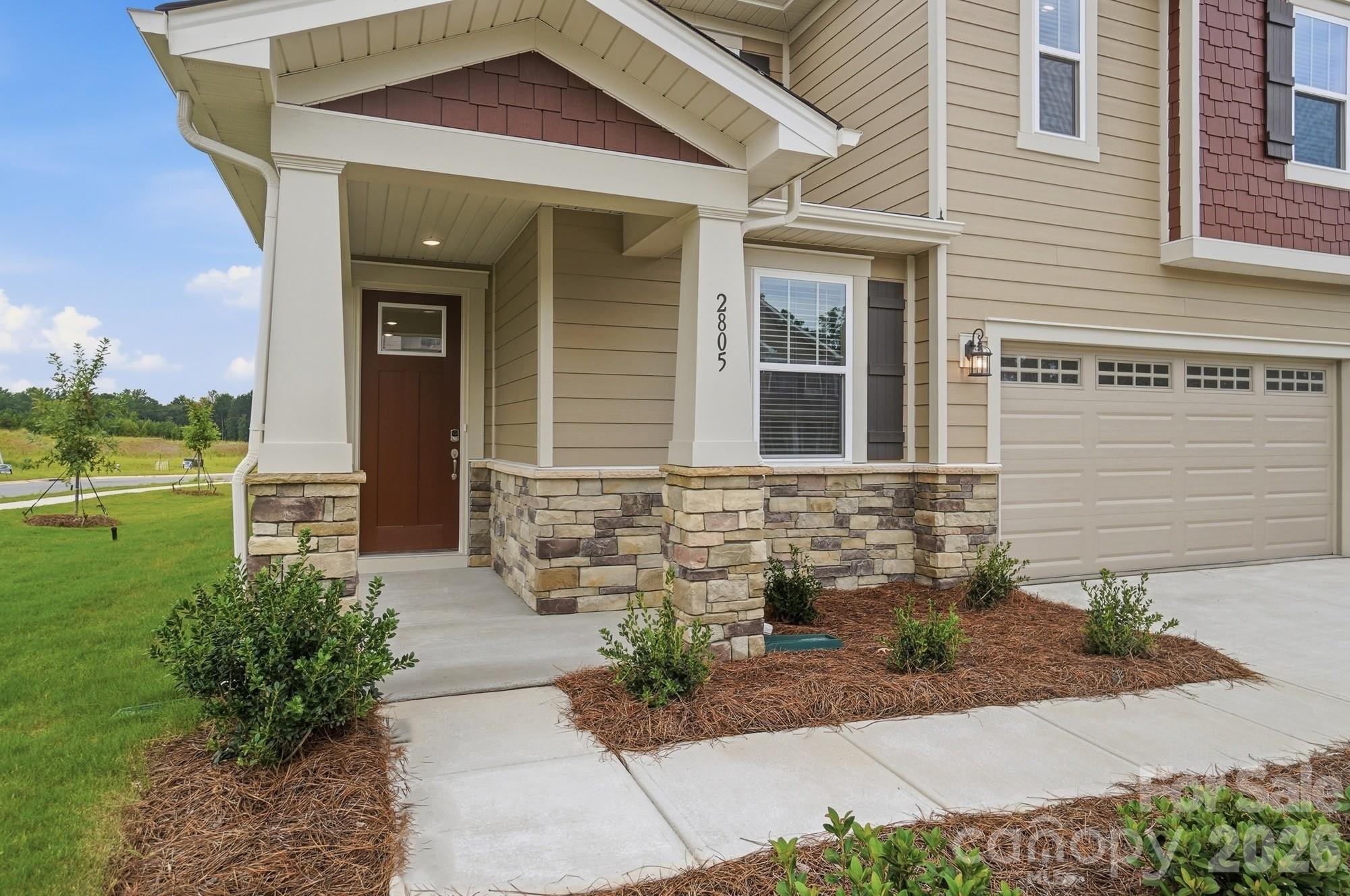 2805 Westmont Drive Property Photo 4