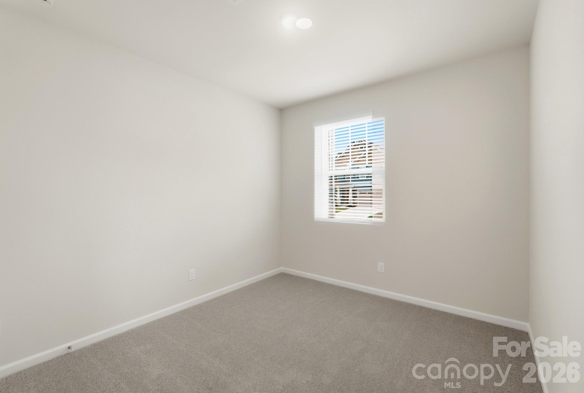 2805 Westmont Drive Property Photo 22