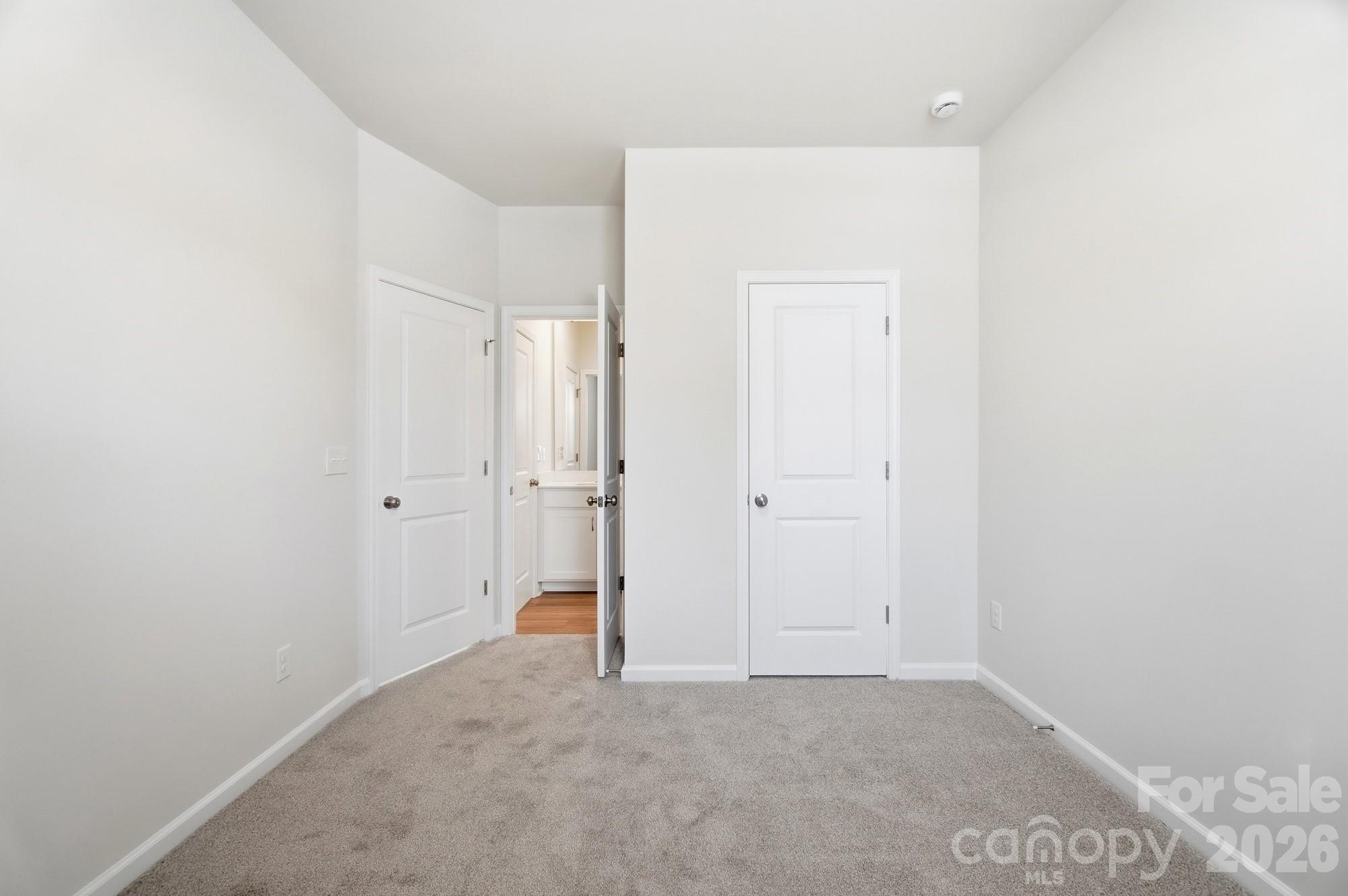 2805 Westmont Drive Property Photo 24