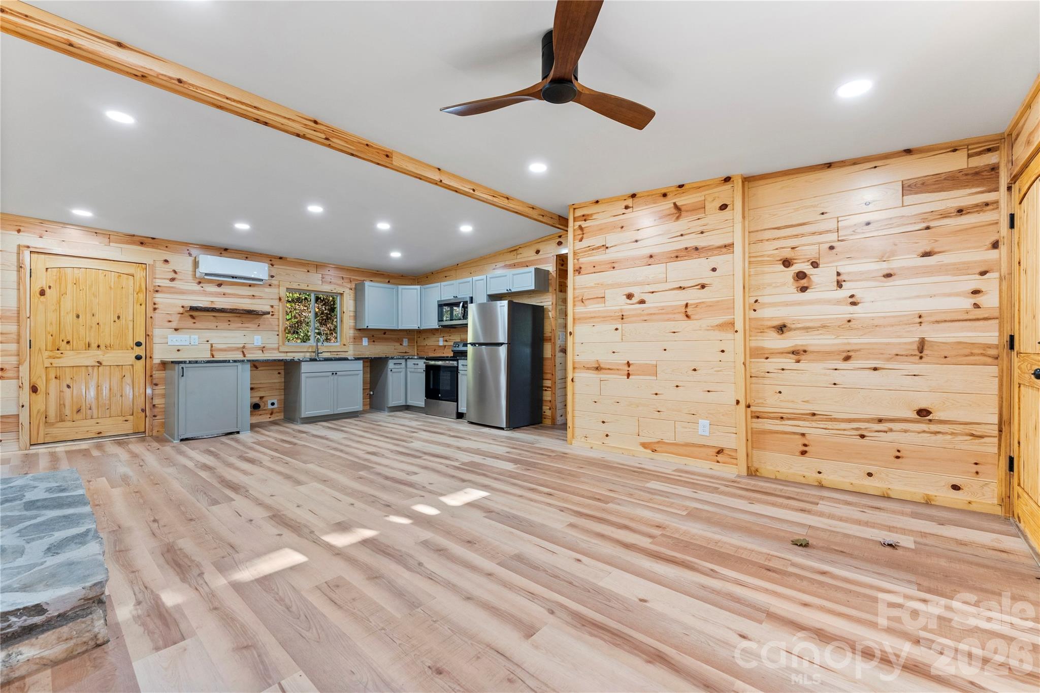 430 Long Branch Road Property Photo 9