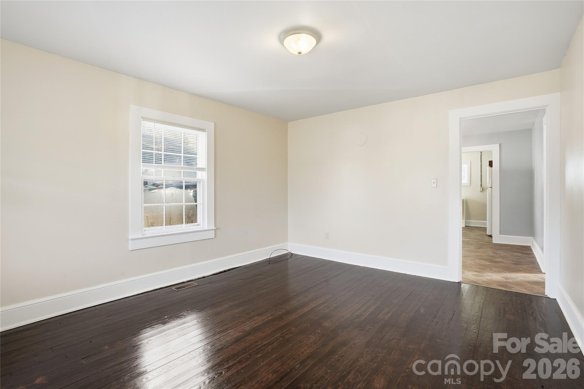 358 N Cleghorn Street Property Photo 18