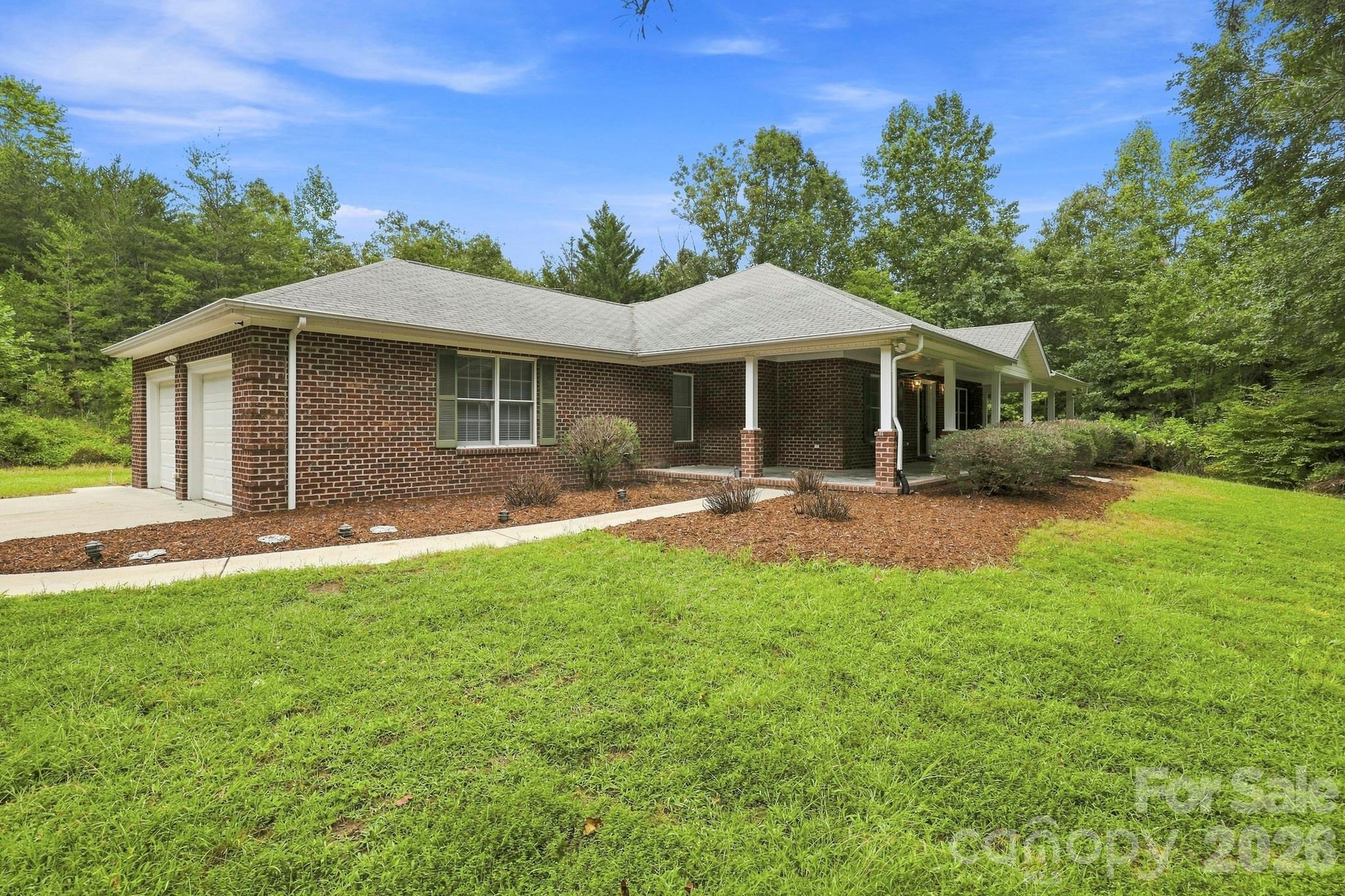 2594 Painters Gap Road Property Photo 1