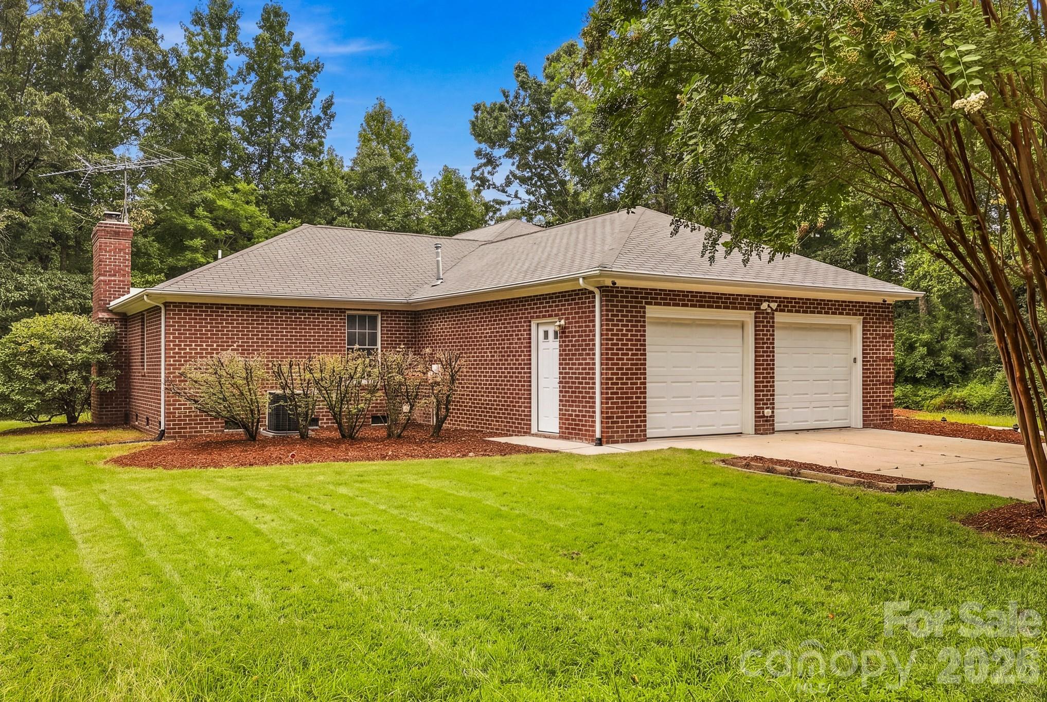 2594 Painters Gap Road Property Photo 2