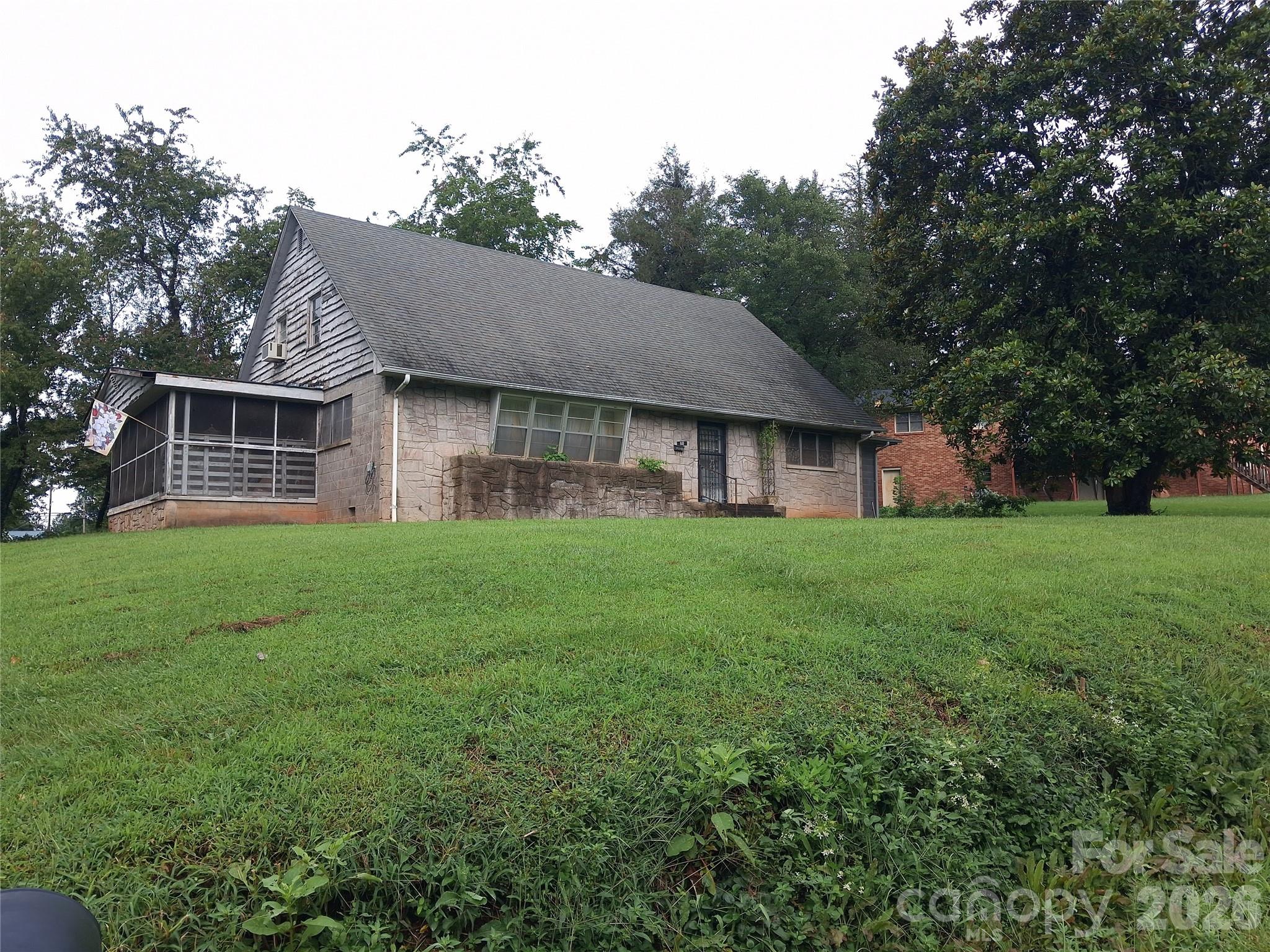 50 Ashworth Circle Property Photo 1