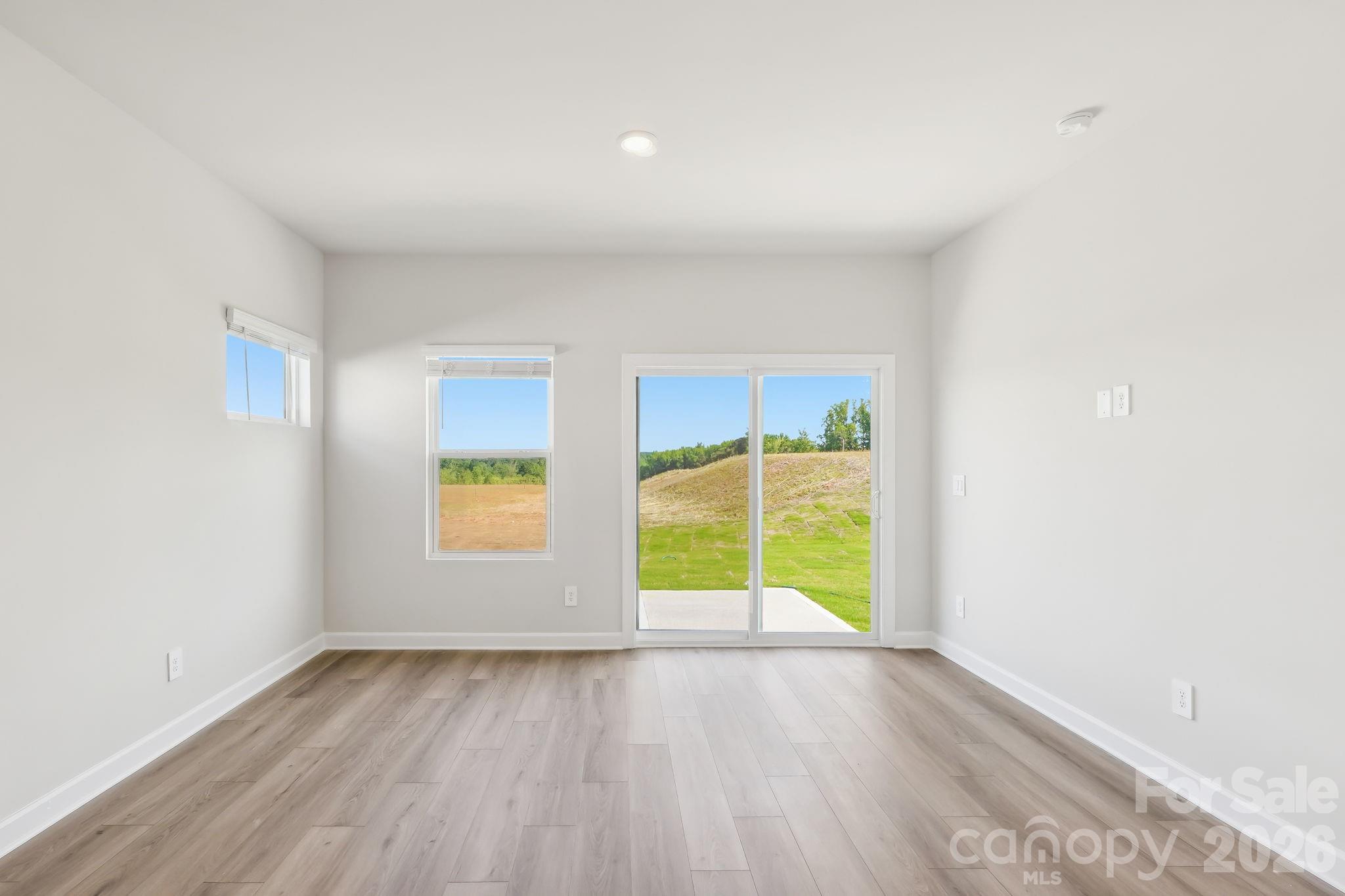 3079 14th Avenue Property Photo 6