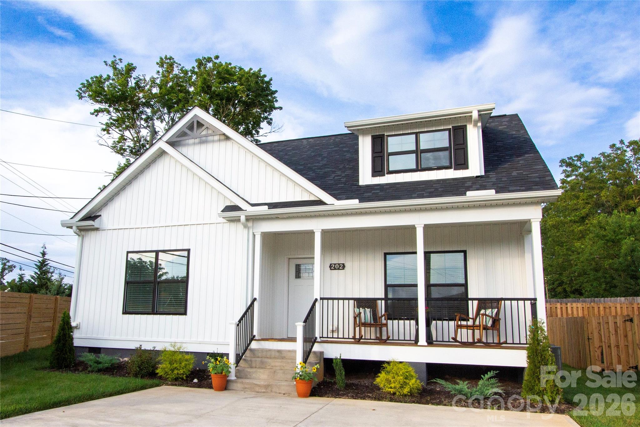 202 Southern Charm Road Property Photo 1