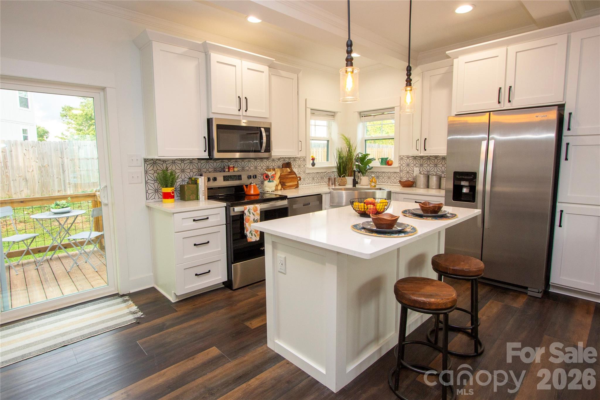 202 Southern Charm Road Property Photo 9