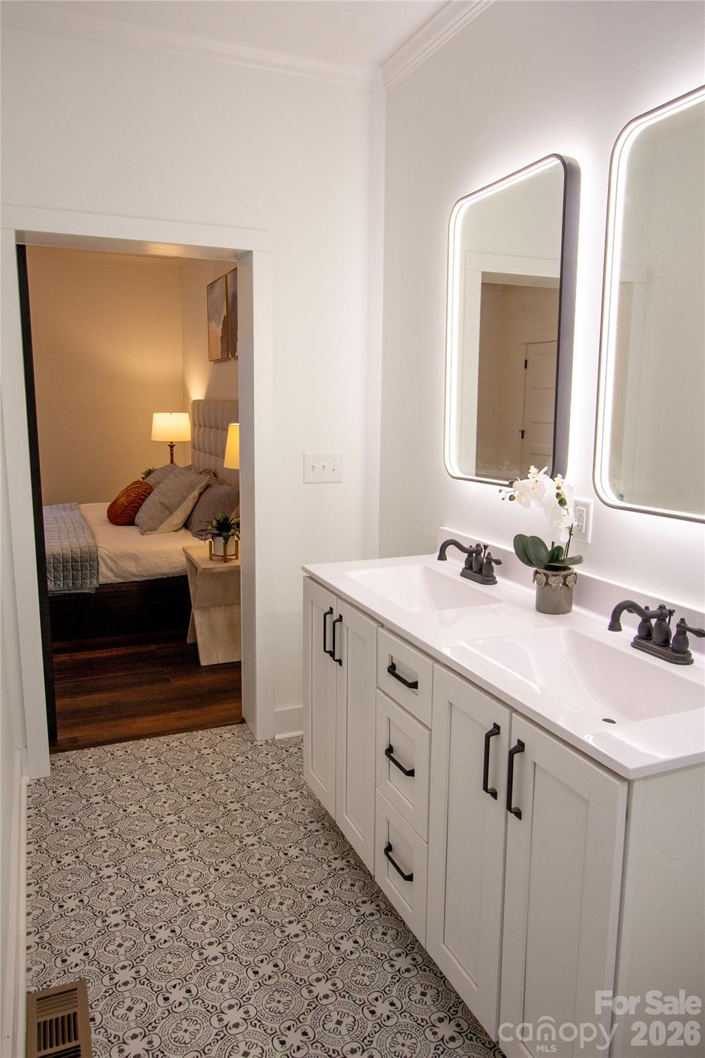 202 Southern Charm Road Property Photo 13