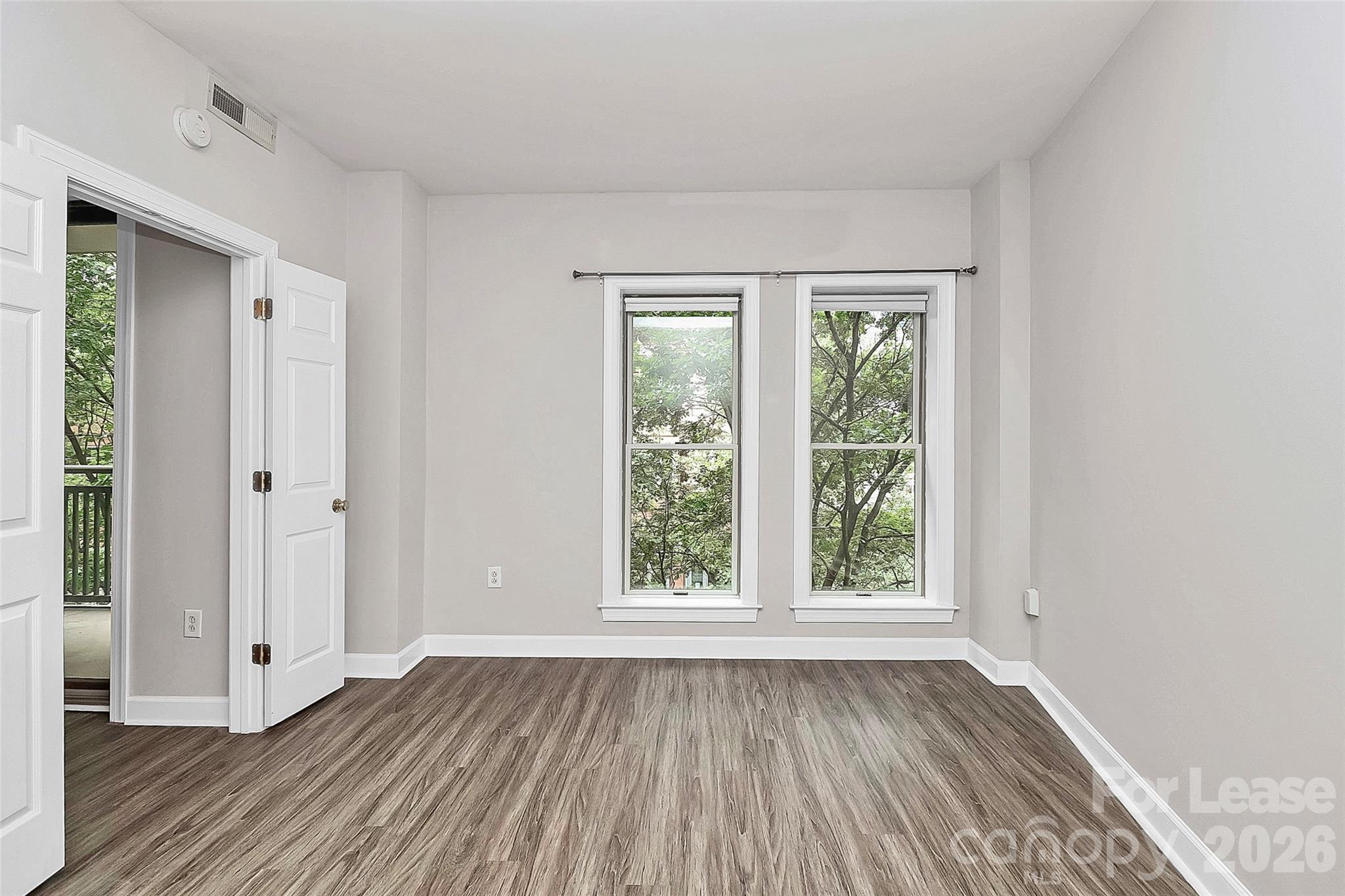 718 W Trade Street 409 Property Photo 36