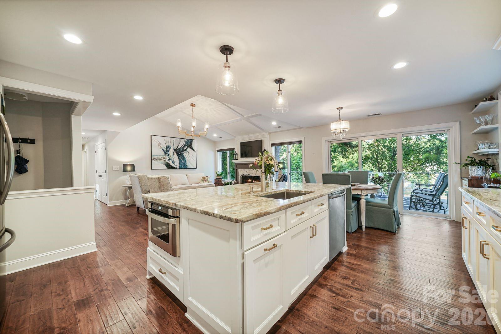 19007 Kailua Circle Property Photo 12
