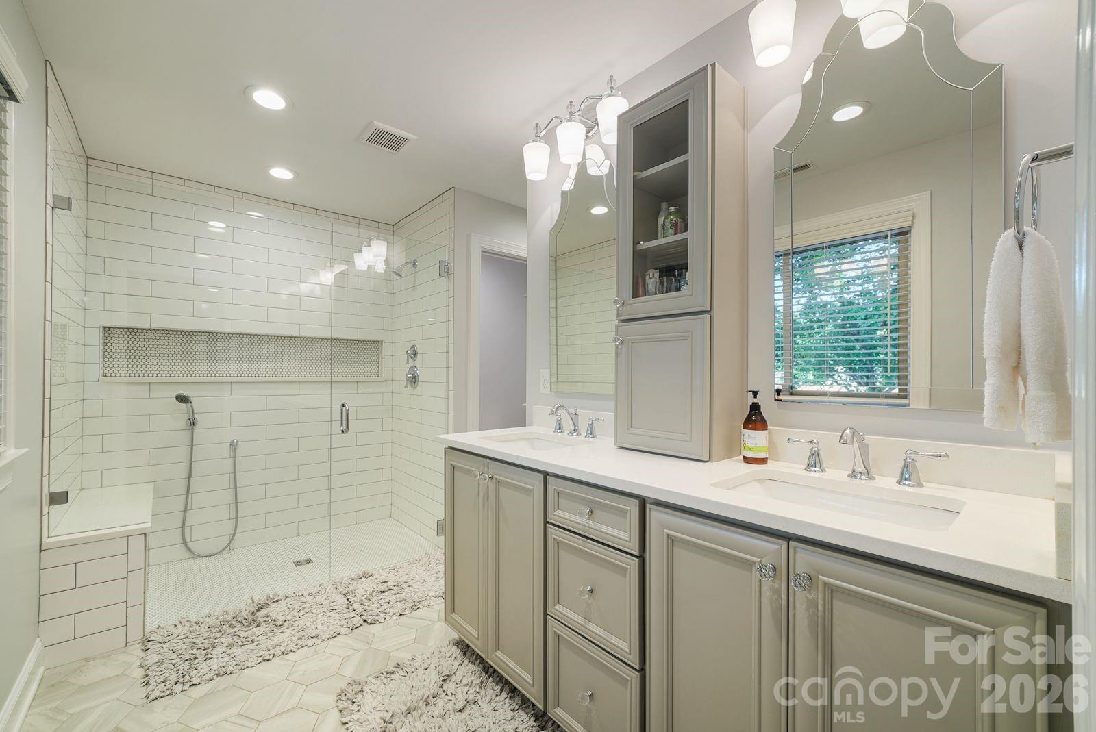 19007 Kailua Circle Property Photo 16