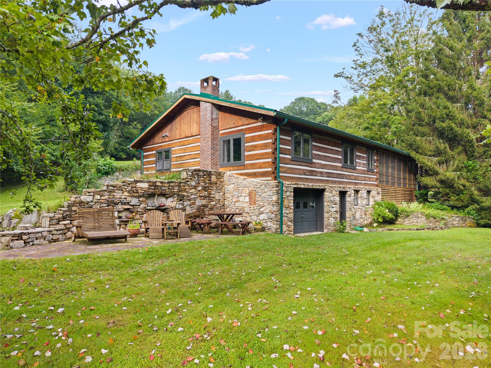 1061 Indian Trail Road Property Photo 1