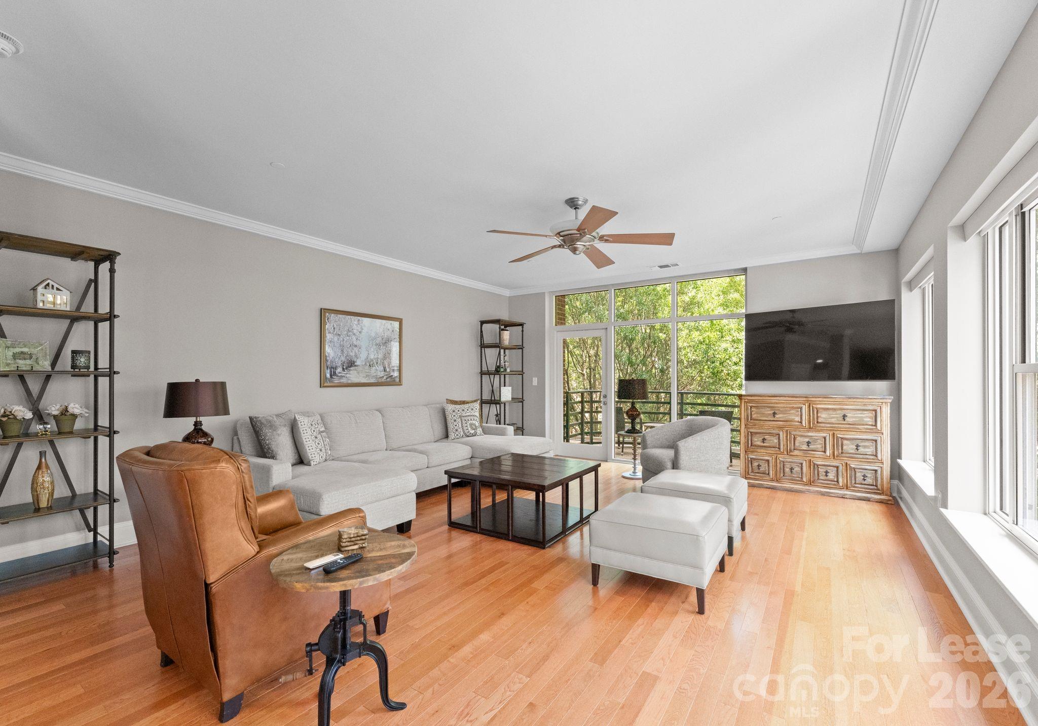 400 N Church Street 422 Property Photo 10