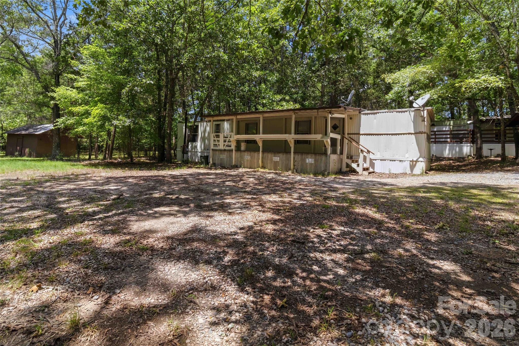 2228 Lannie Lane Property Photo 9