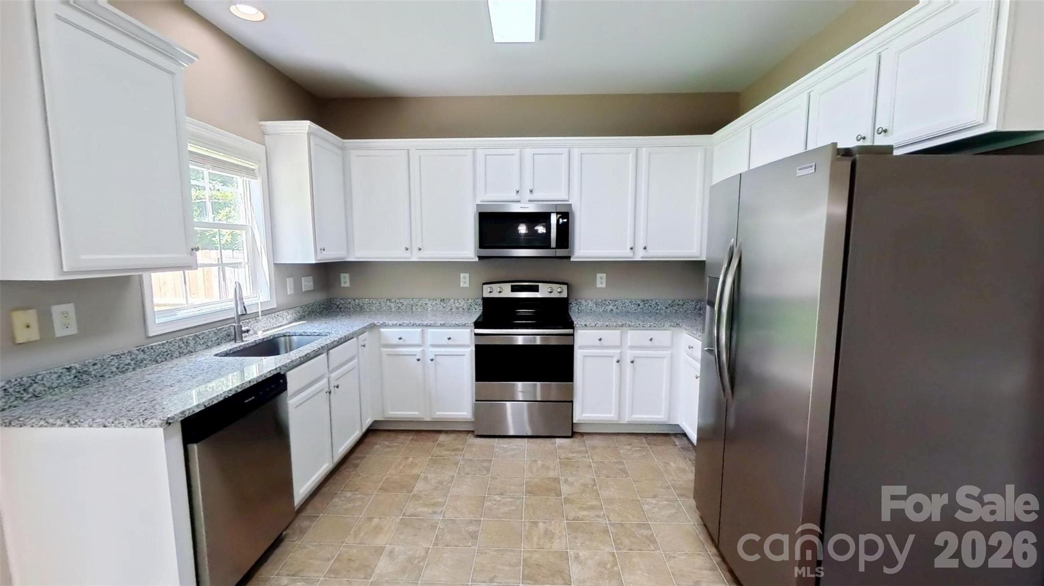 14516 Asheton Creek Drive Property Photo 6