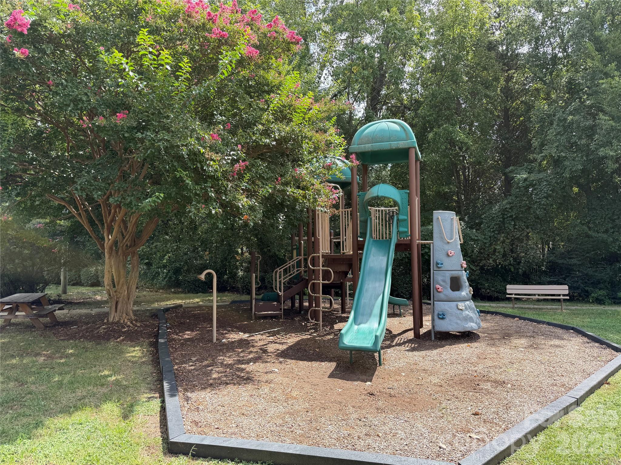 14516 Asheton Creek Drive Property Photo 27