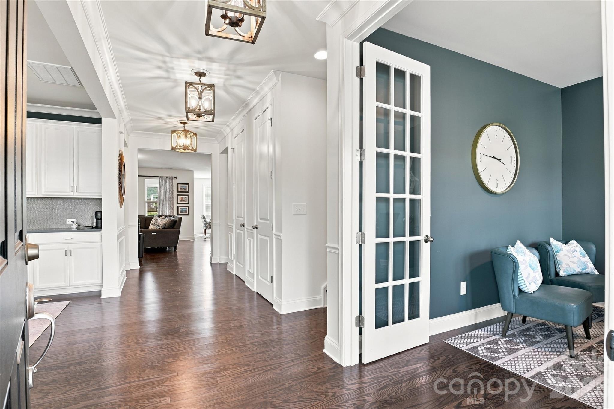 7041 Irongate Drive Property Photo 11