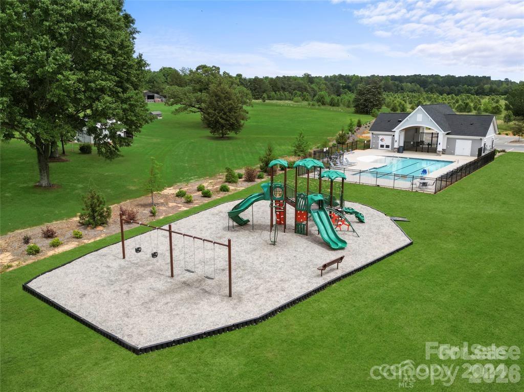 3240 Laurel Brook Drive Property Photo 33