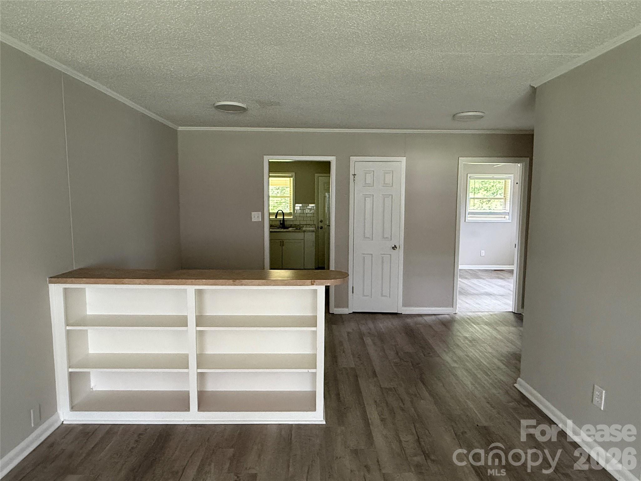 1773 River Road Property Photo 3