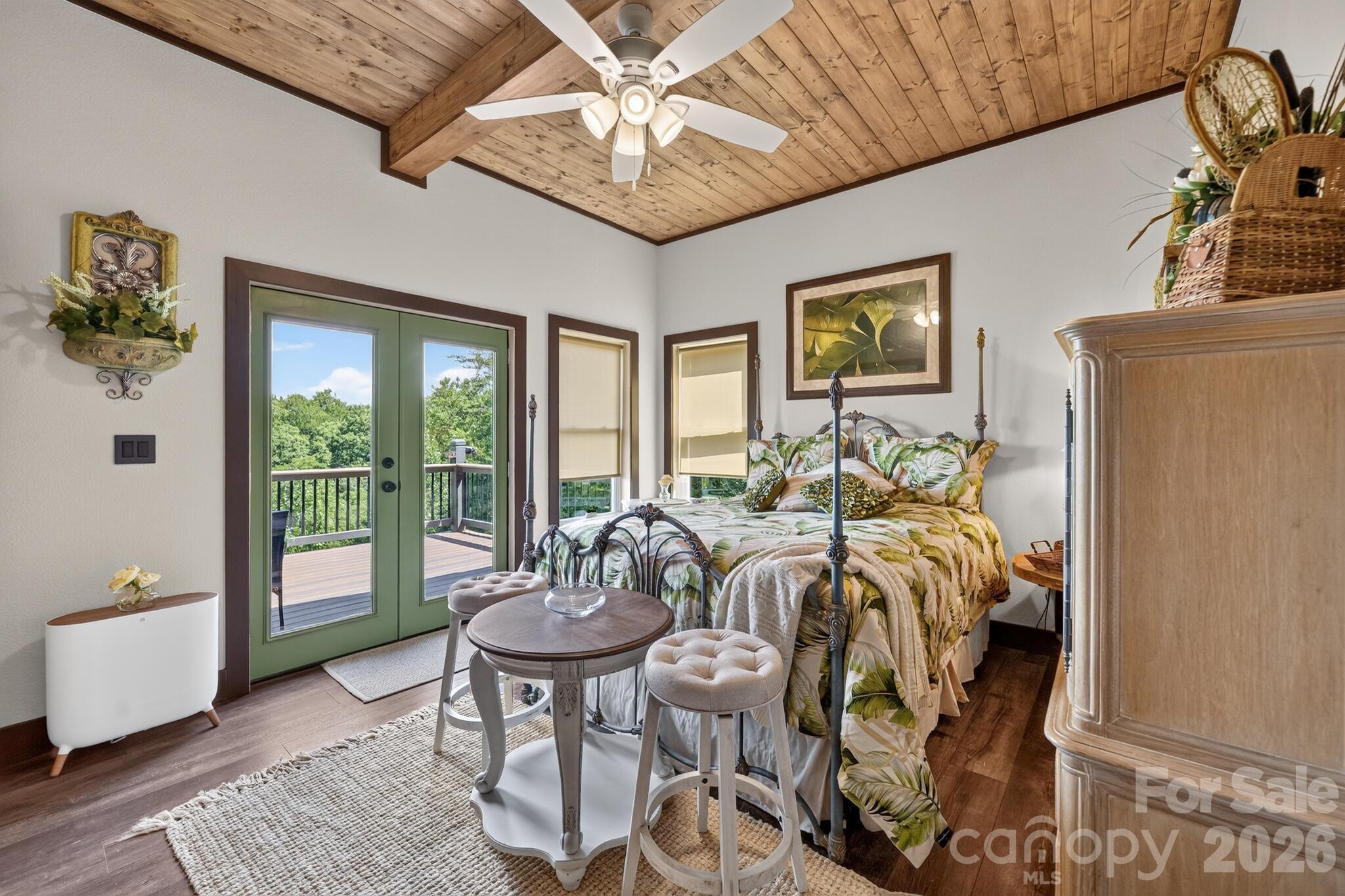 100 Brookstone Mountain Trail Property Photo 5