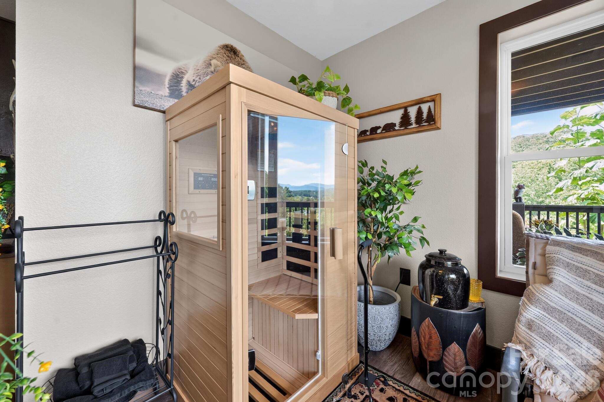 100 Brookstone Mountain Trail Property Photo 24