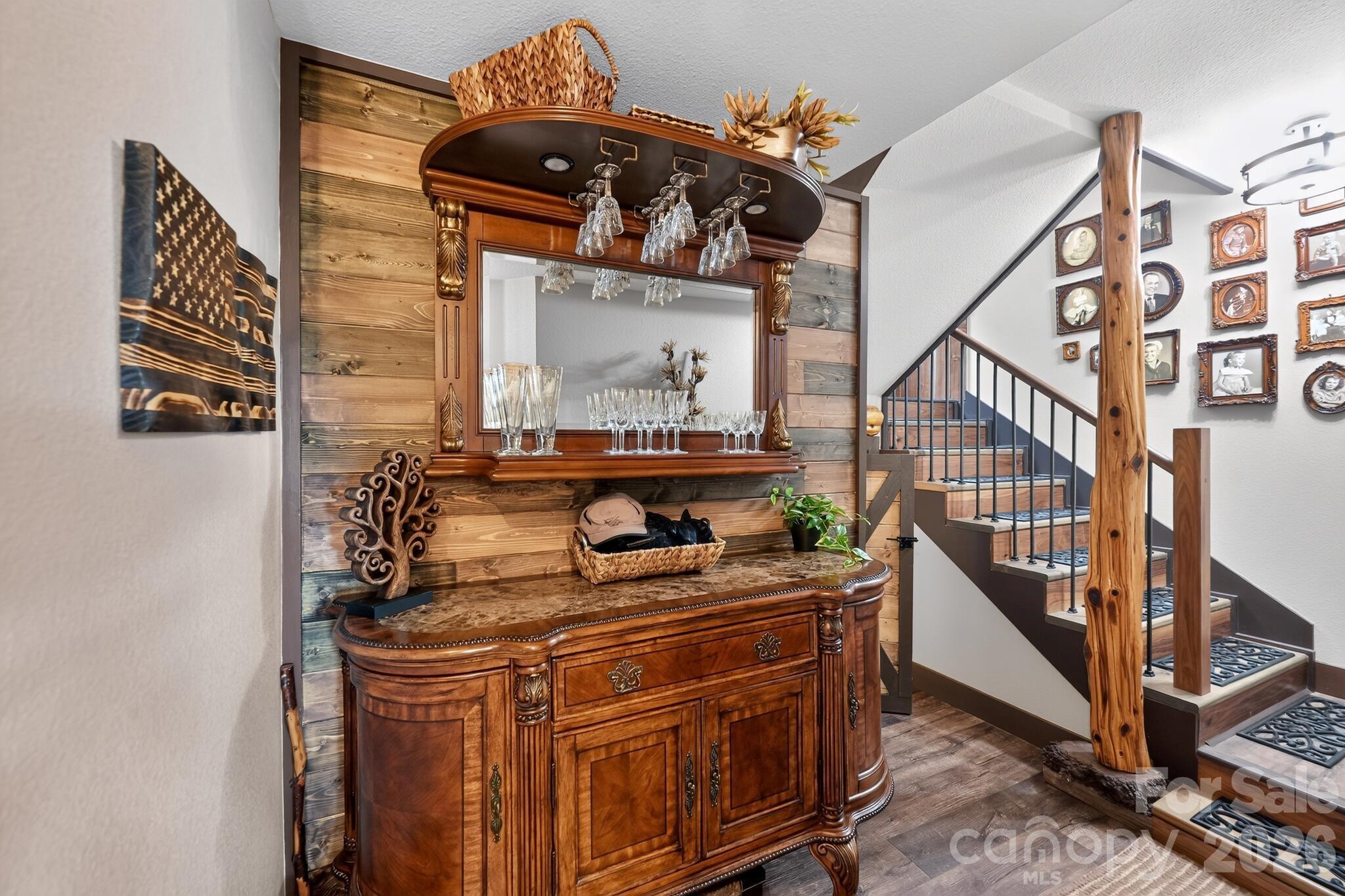 100 Brookstone Mountain Trail Property Photo 28