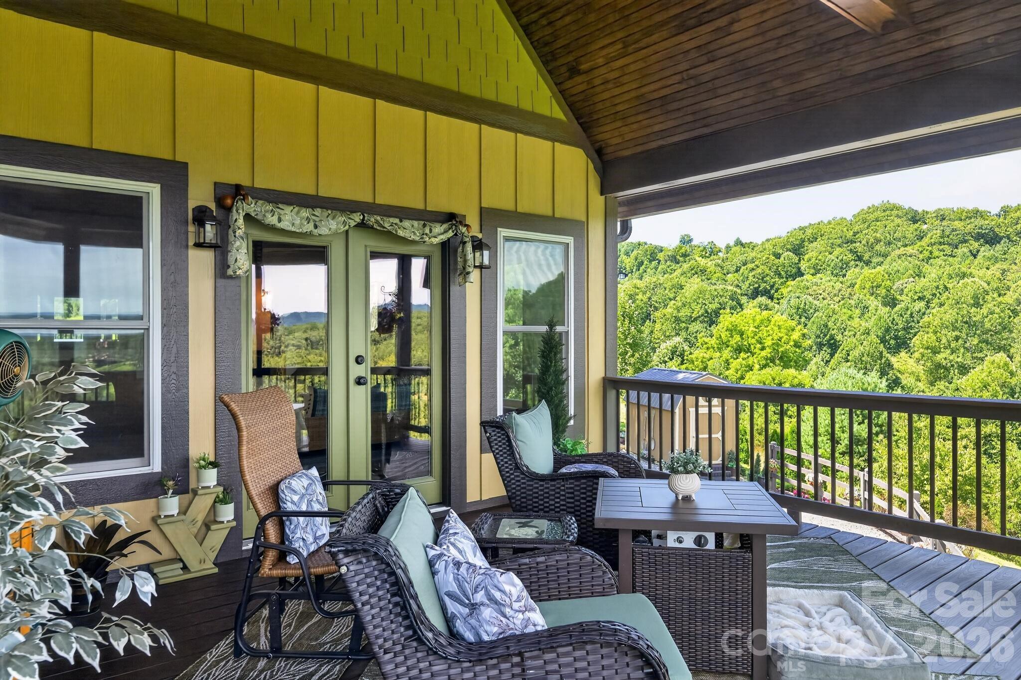 100 Brookstone Mountain Trail Property Photo 31