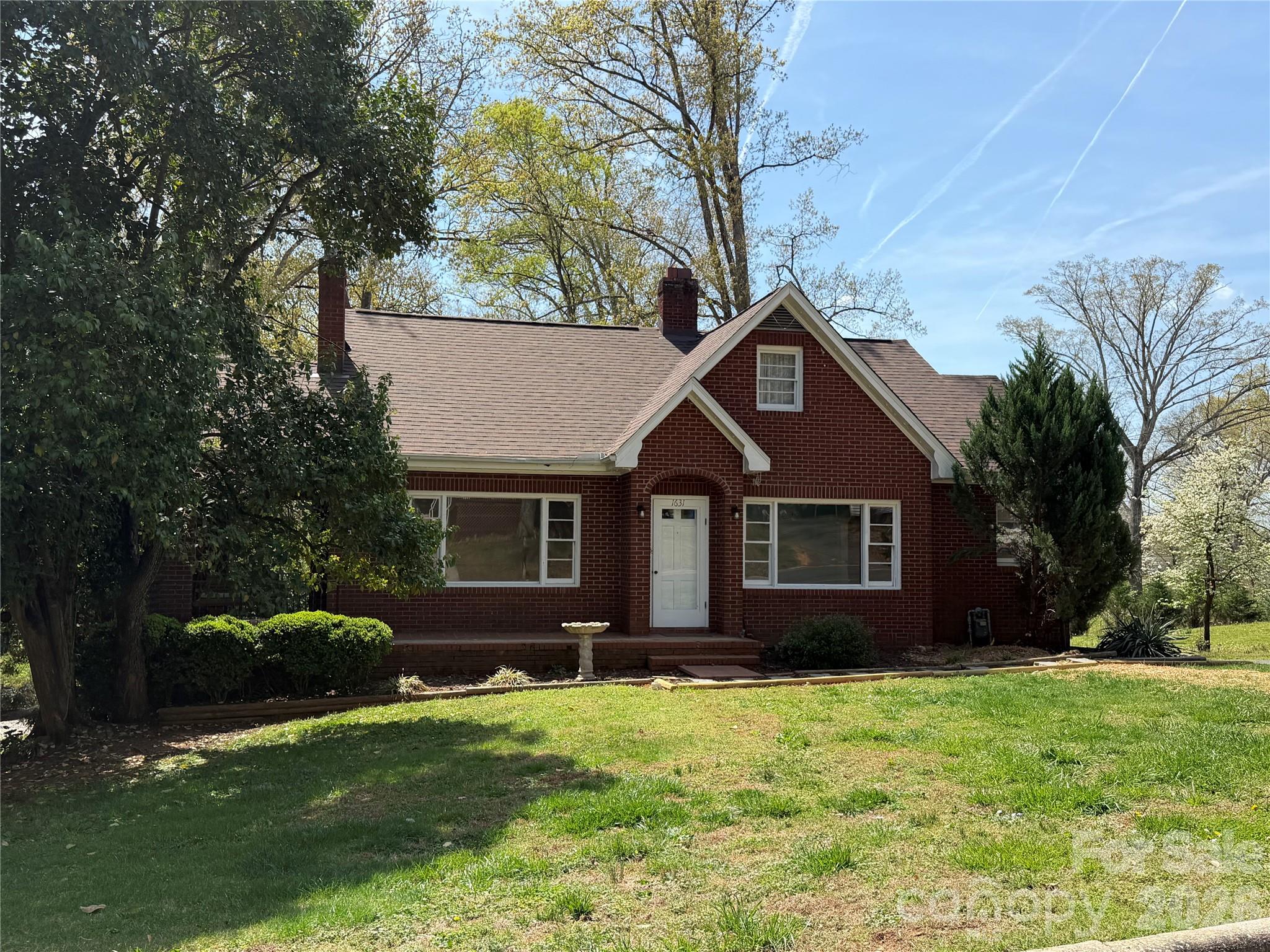 1631 Maple Avenue Property Photo 3