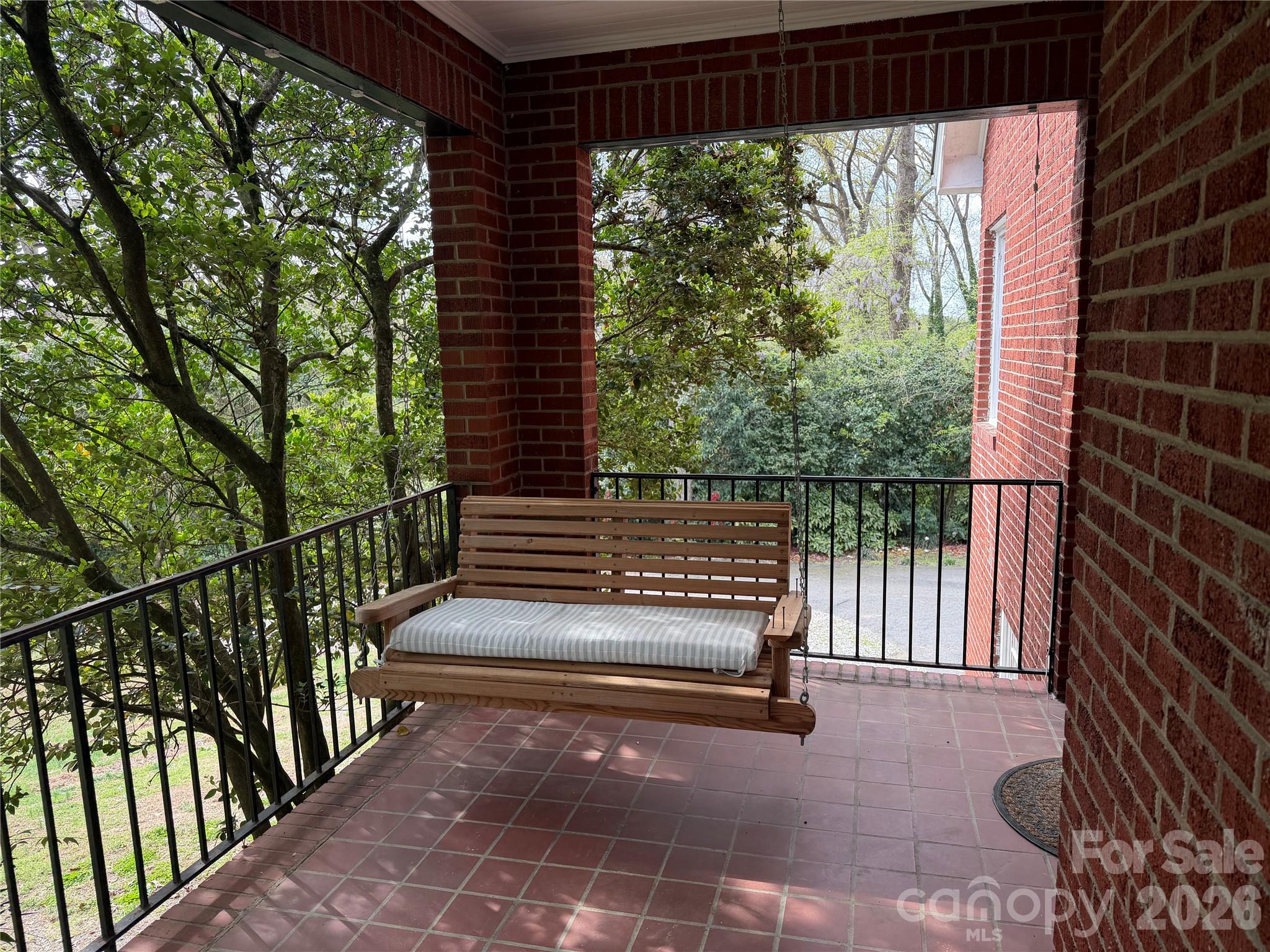 1631 Maple Avenue Property Photo 10