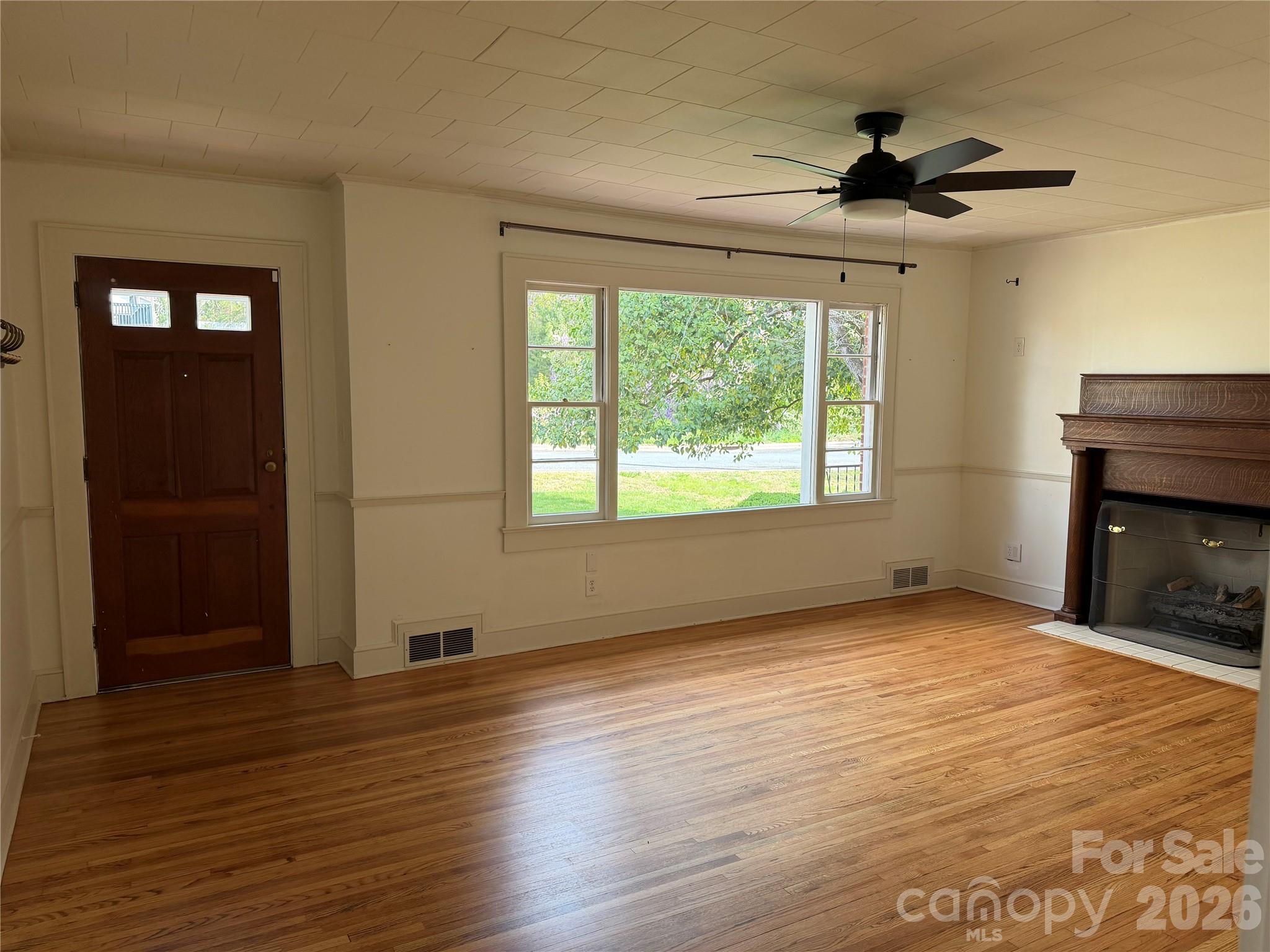1631 Maple Avenue Property Photo 13