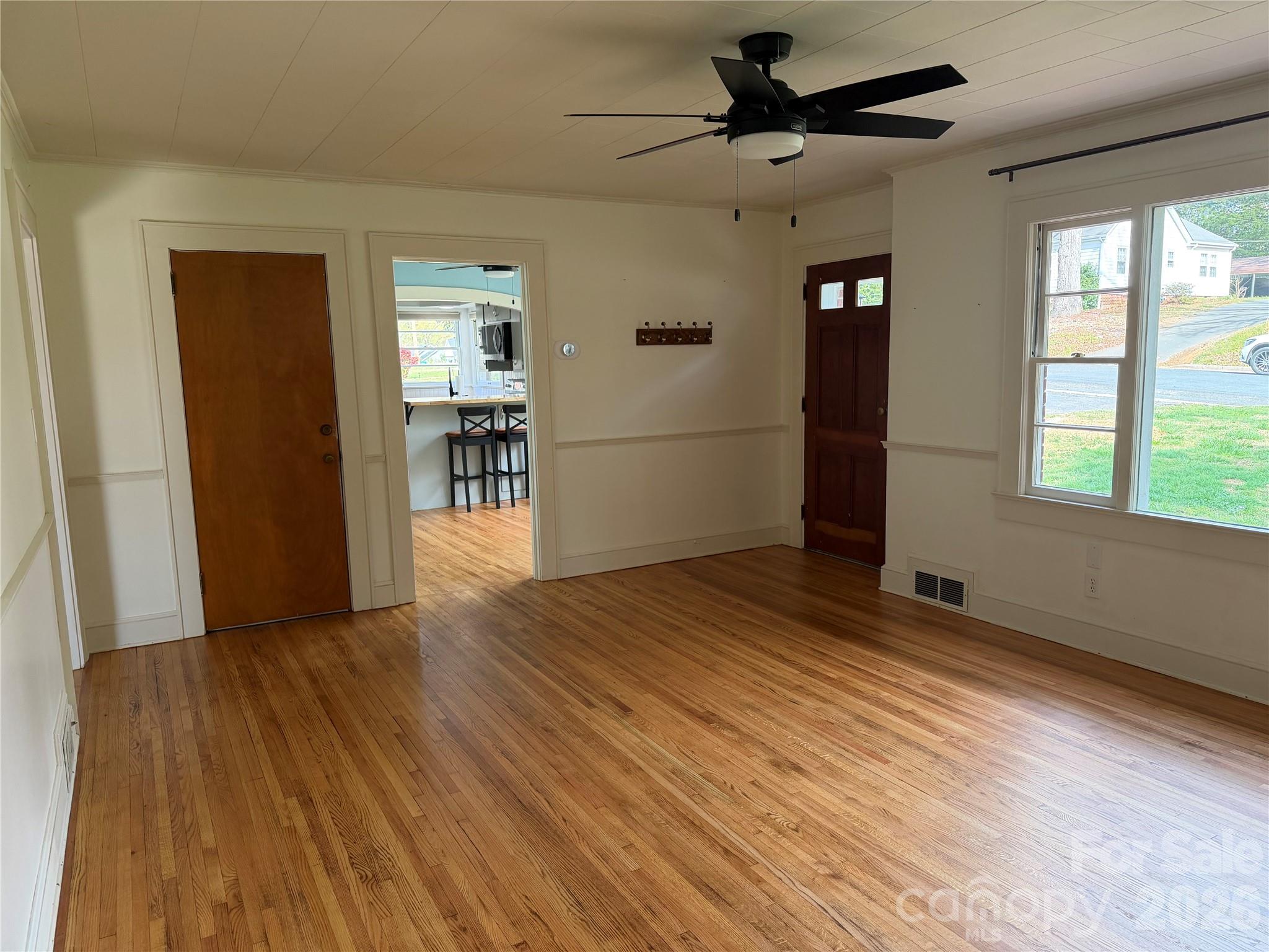 1631 Maple Avenue Property Photo 14