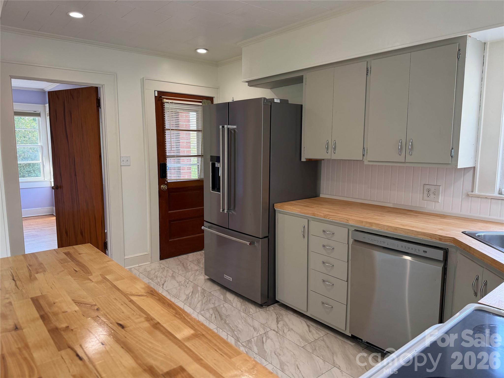1631 Maple Avenue Property Photo 18
