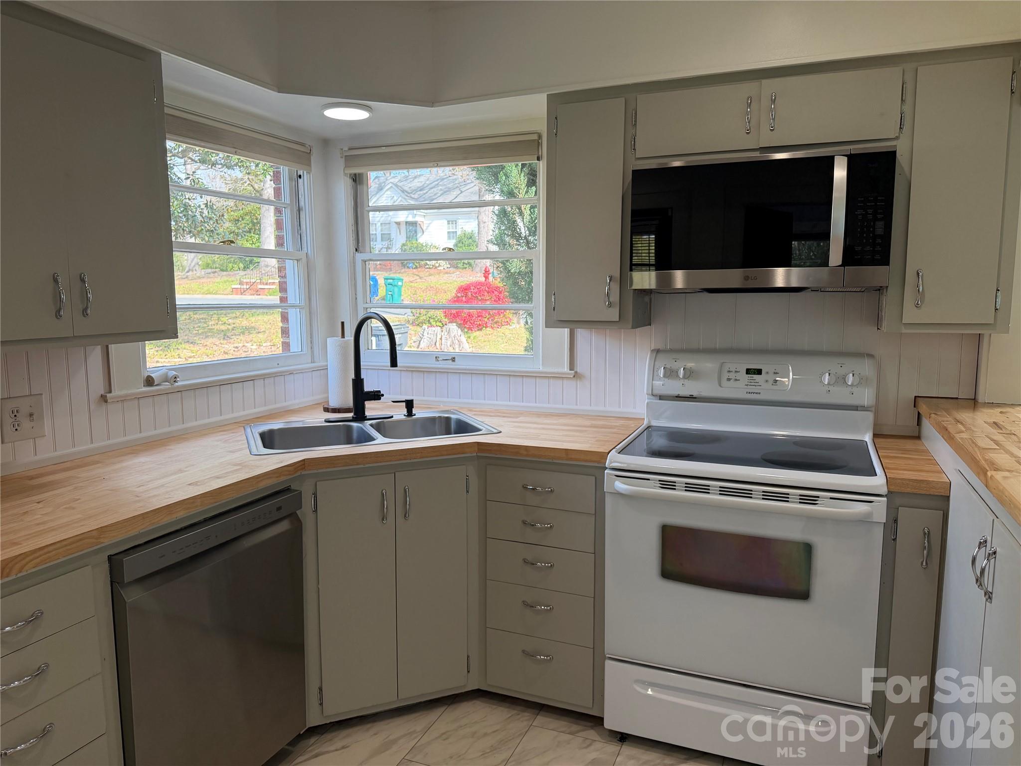 1631 Maple Avenue Property Photo 23