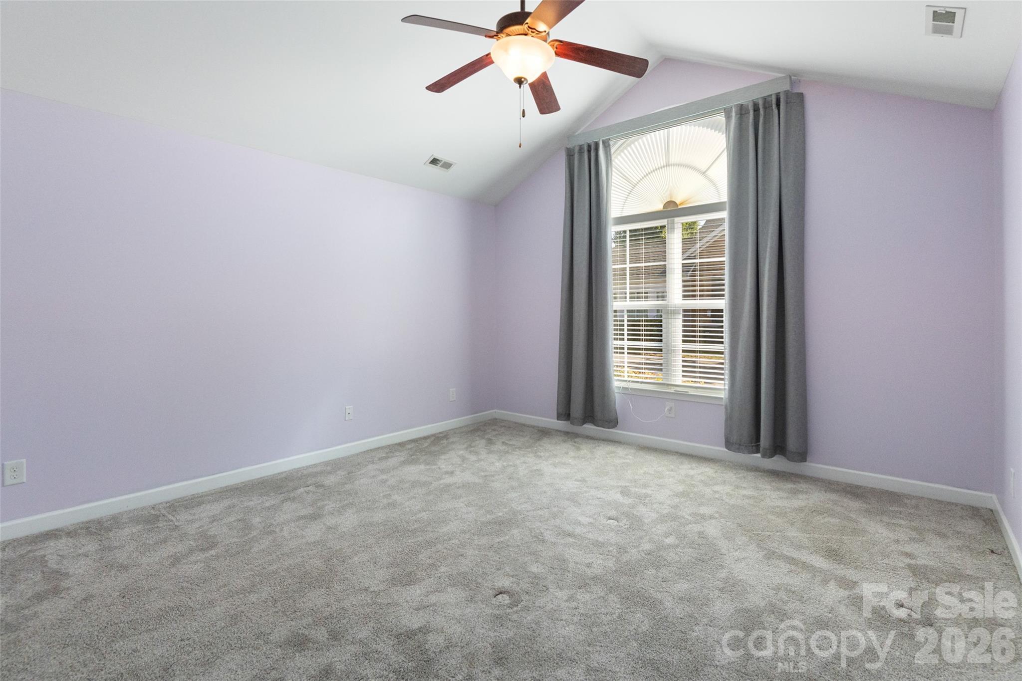179 Lone Oak Circle Property Photo 17