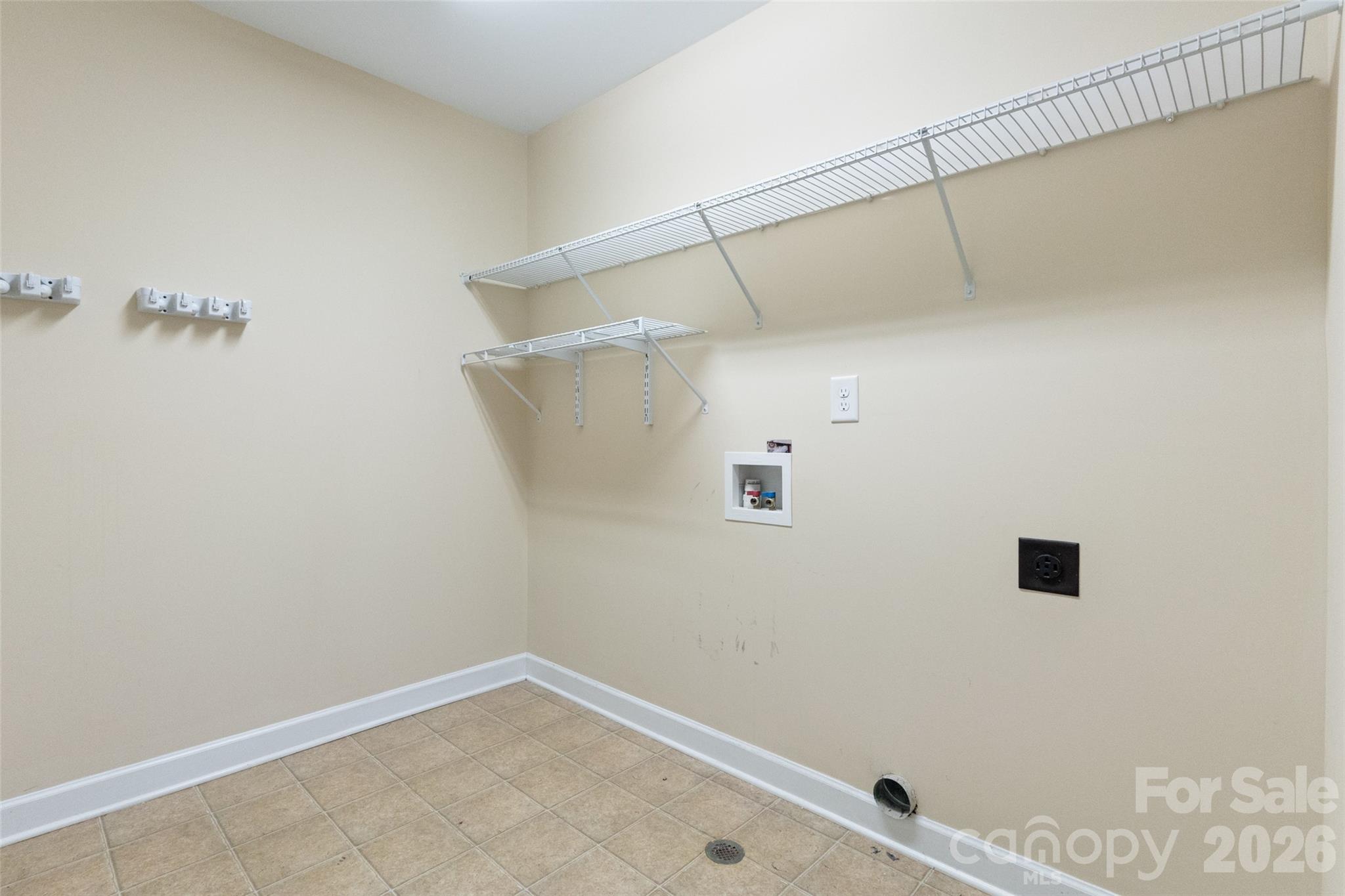 179 Lone Oak Circle Property Photo 28