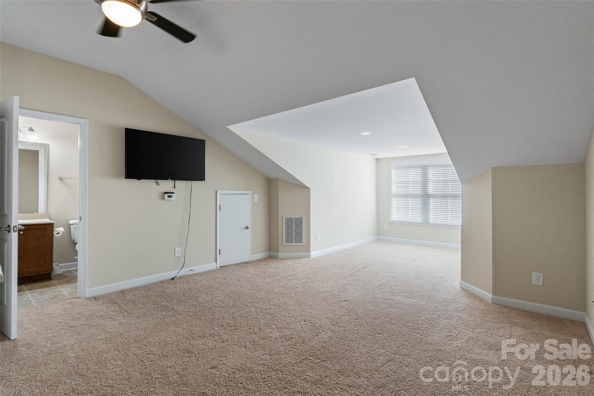 179 Lone Oak Circle Property Photo 30