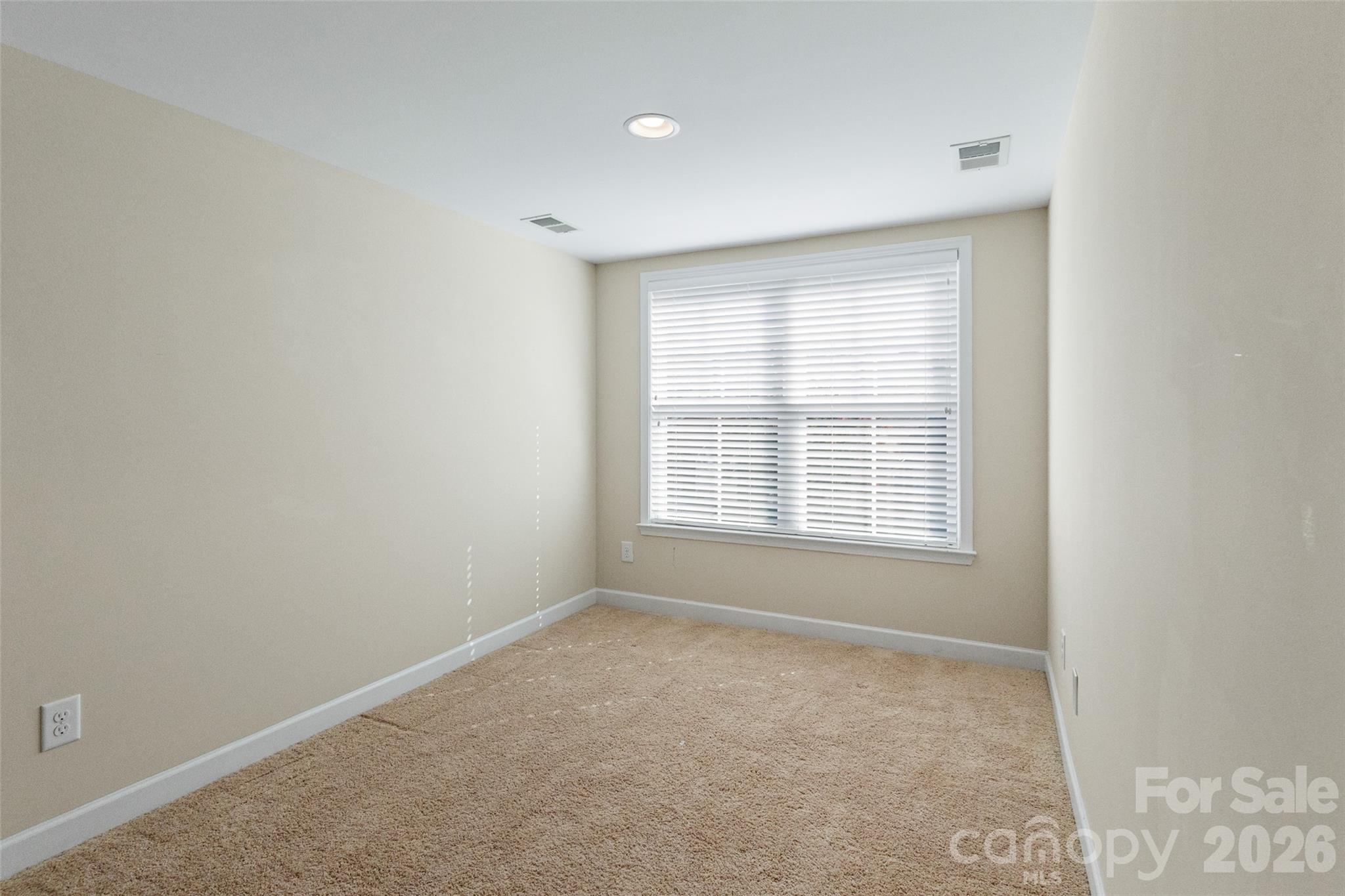 179 Lone Oak Circle Property Photo 32