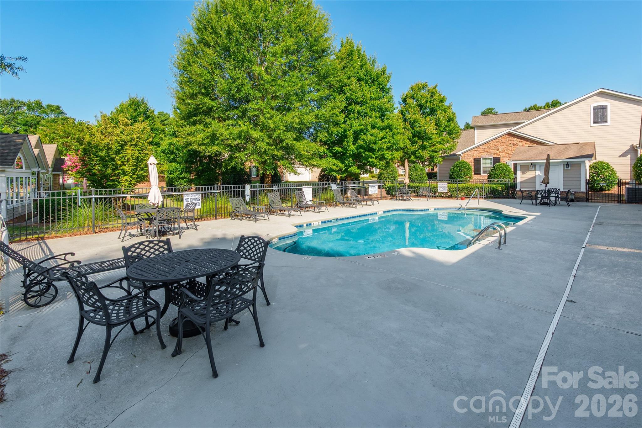 179 Lone Oak Circle Property Photo 35