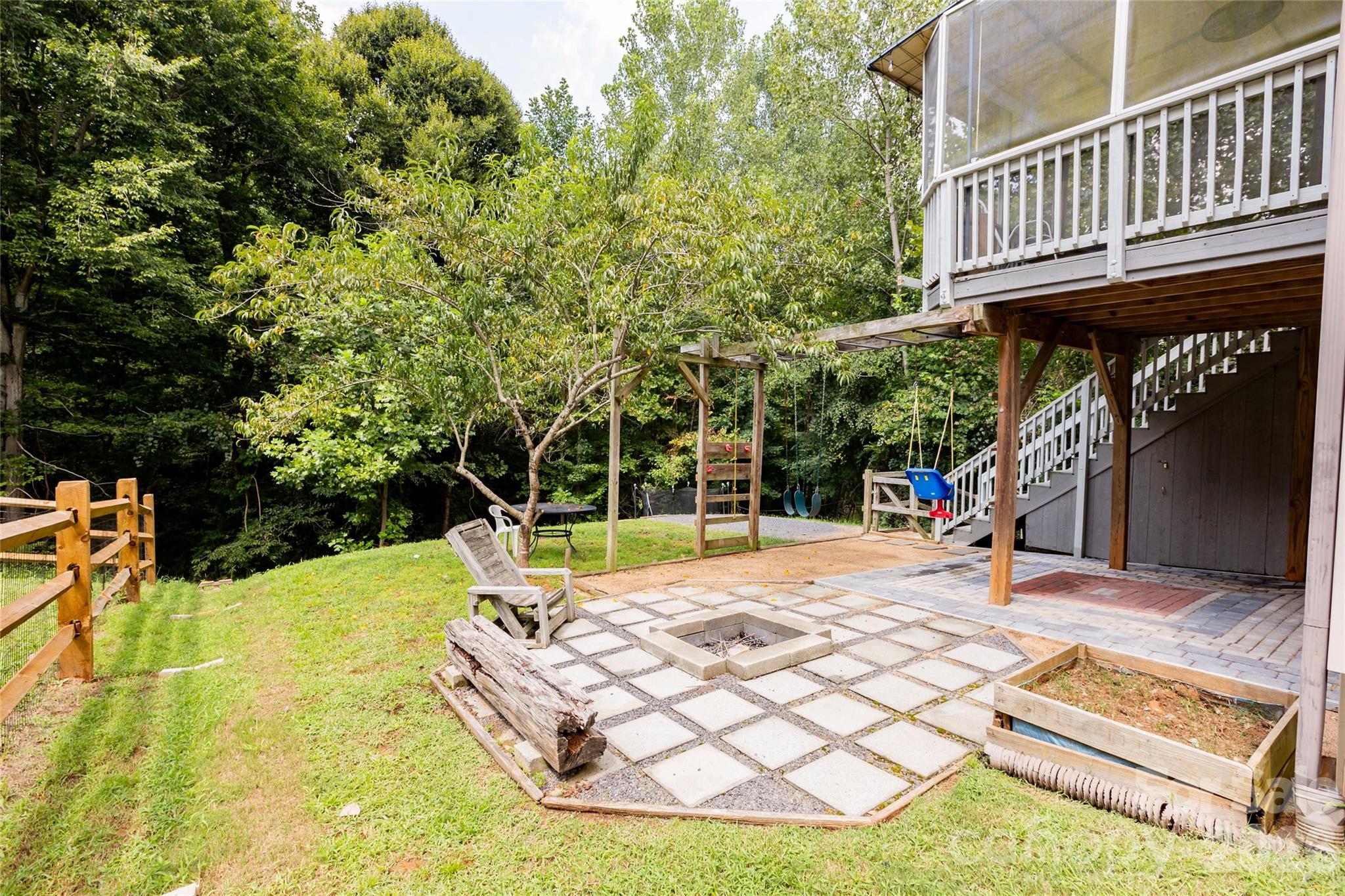 7532 W Berkeley Road Property Photo 41