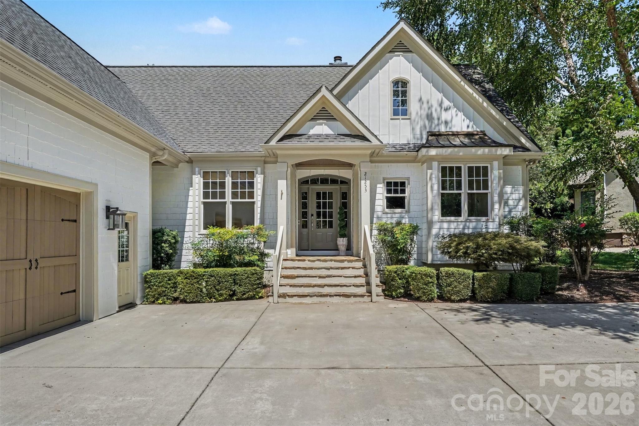 21253 Sandy Cove Road Property Photo 2
